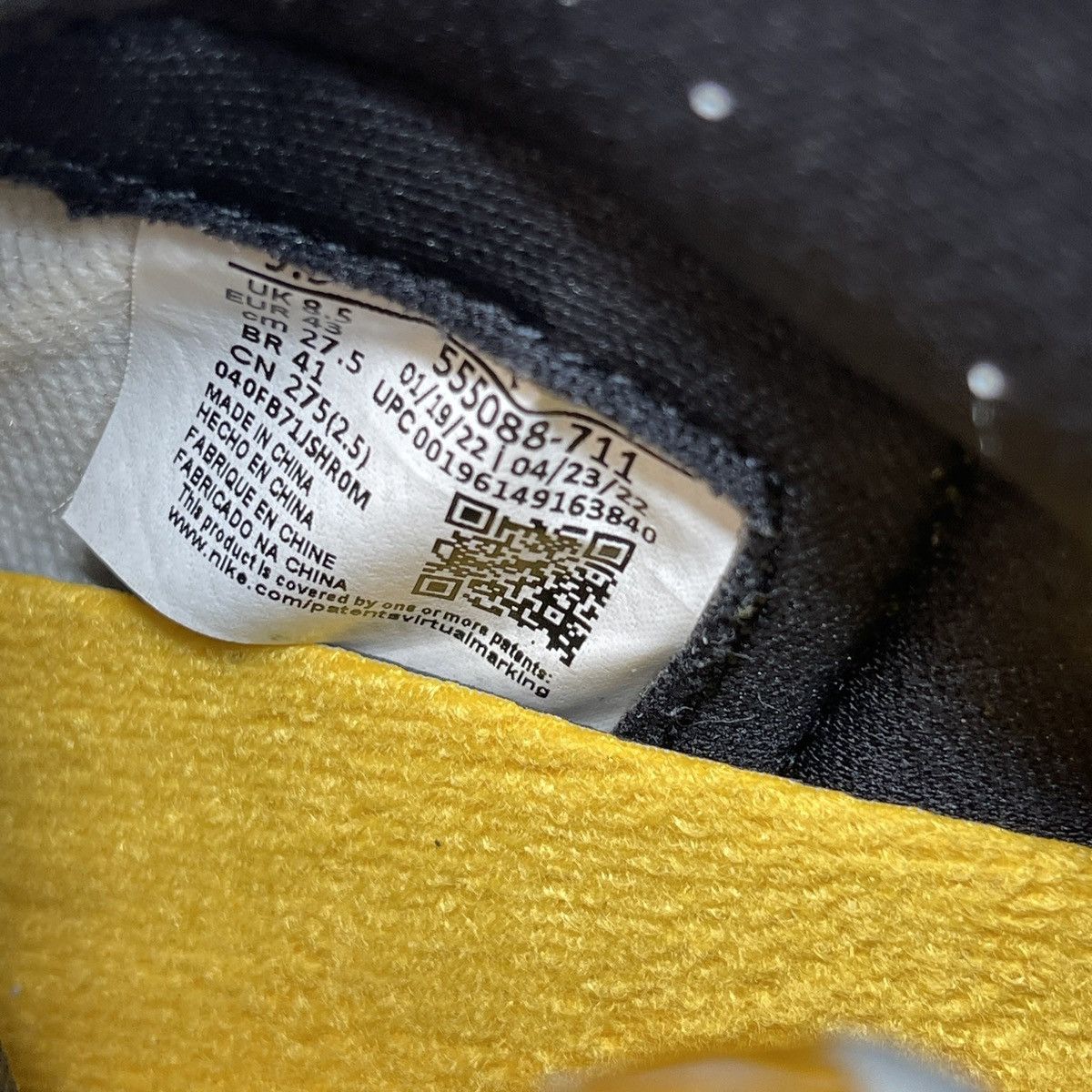 Jordan Brand Air Jordan 1 high yellow toe Size US 9.5 / EU 42-43 - 7 Thumbnail