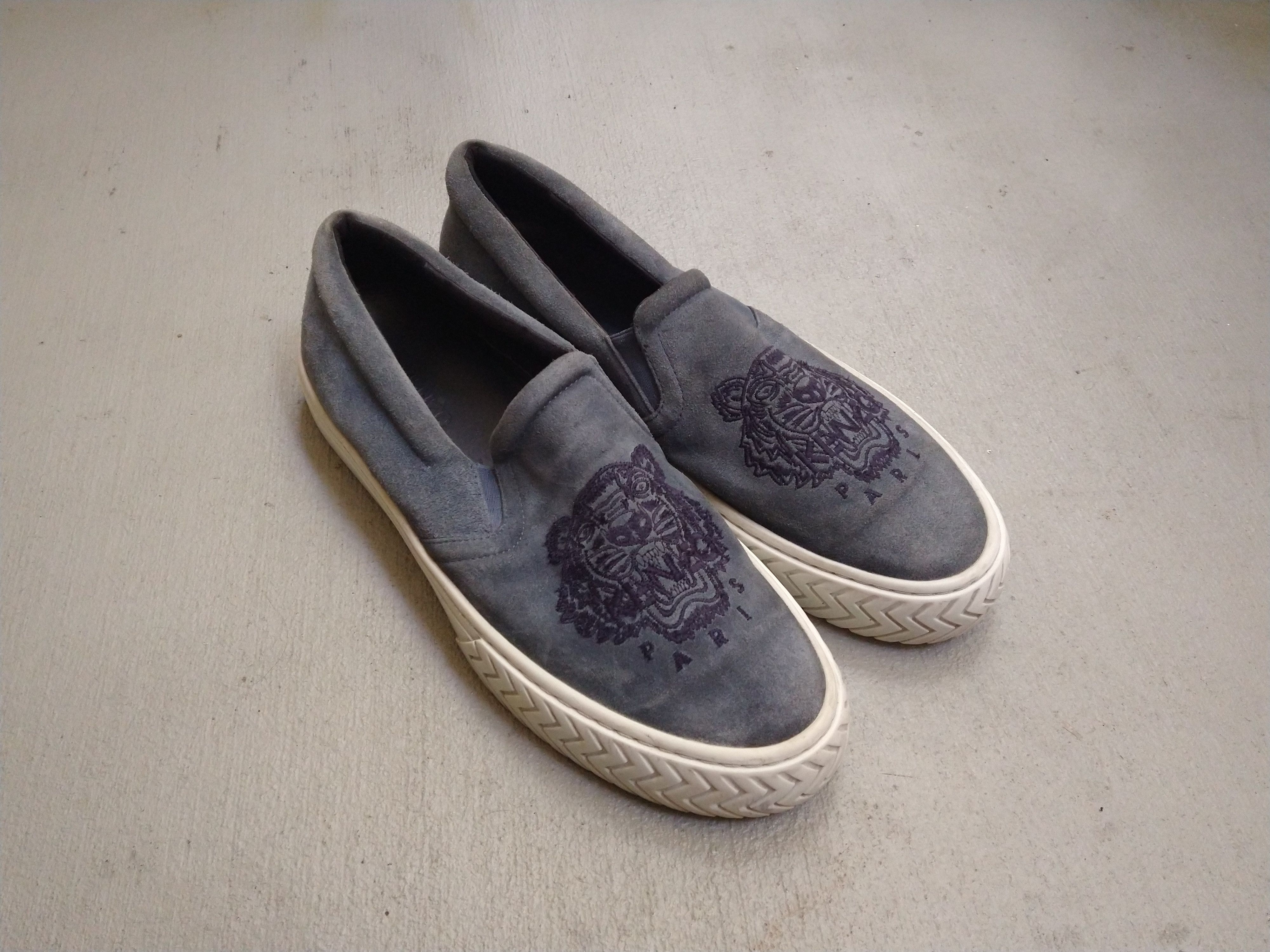 Kenzo Kenzo Sneakers Size 12 45 Blue Suede Tiger Slip Ons Italy Size US 12 / EU 45 - 1 Thumbnail