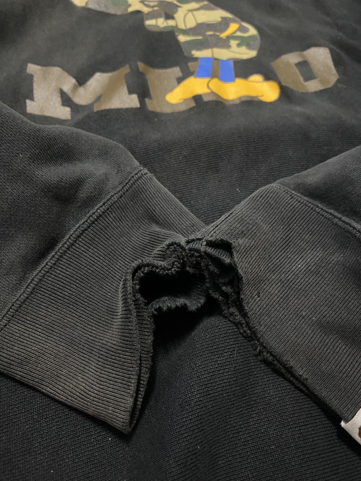 Bape DISTRESSED - BABY MILO FISHING BAPE HOODIE RARE OG NIGO Size US L / EU 52-54 / 3 - 4 Thumbnail