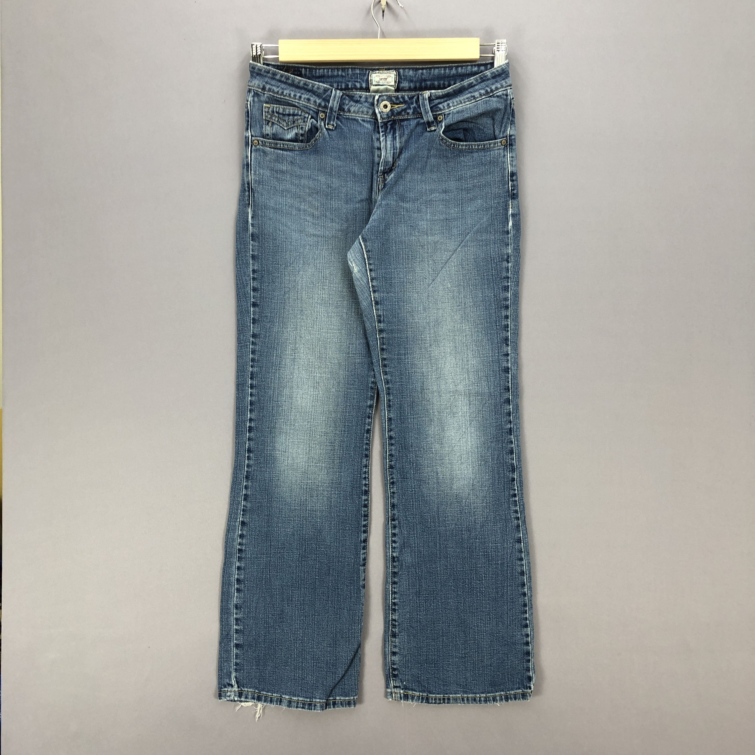 Levi's Vintage Levis Bell Bottom Jeans Levi's Flare Wide Leg Denim Size US 32 / EU 48 - 1 Thumbnail