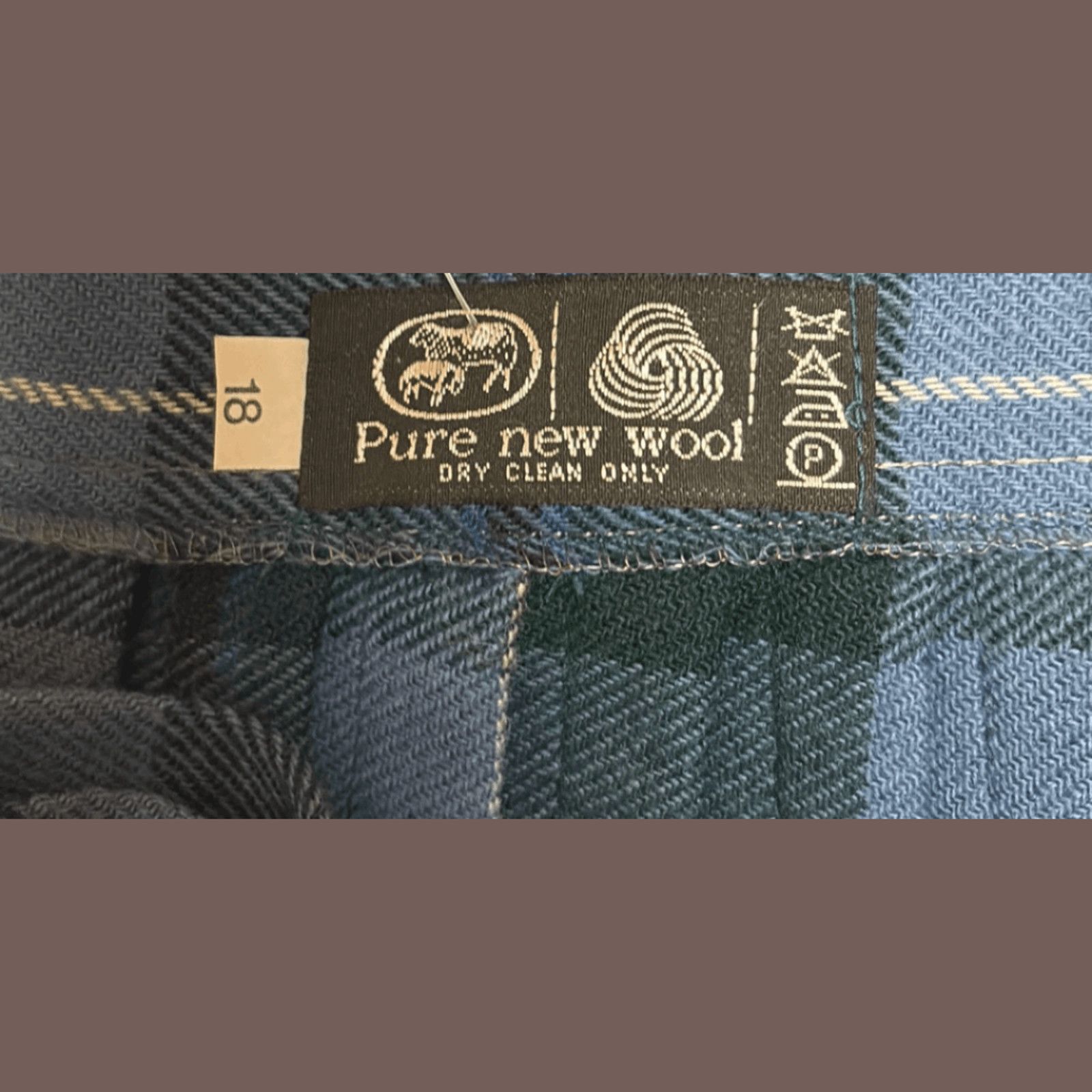 Vintage VTG Wool Kilt Skirt | Blue Plaid Buckle | Highland Archive Size 30" / US 8 / IT 44 - 2 Thumbnail
