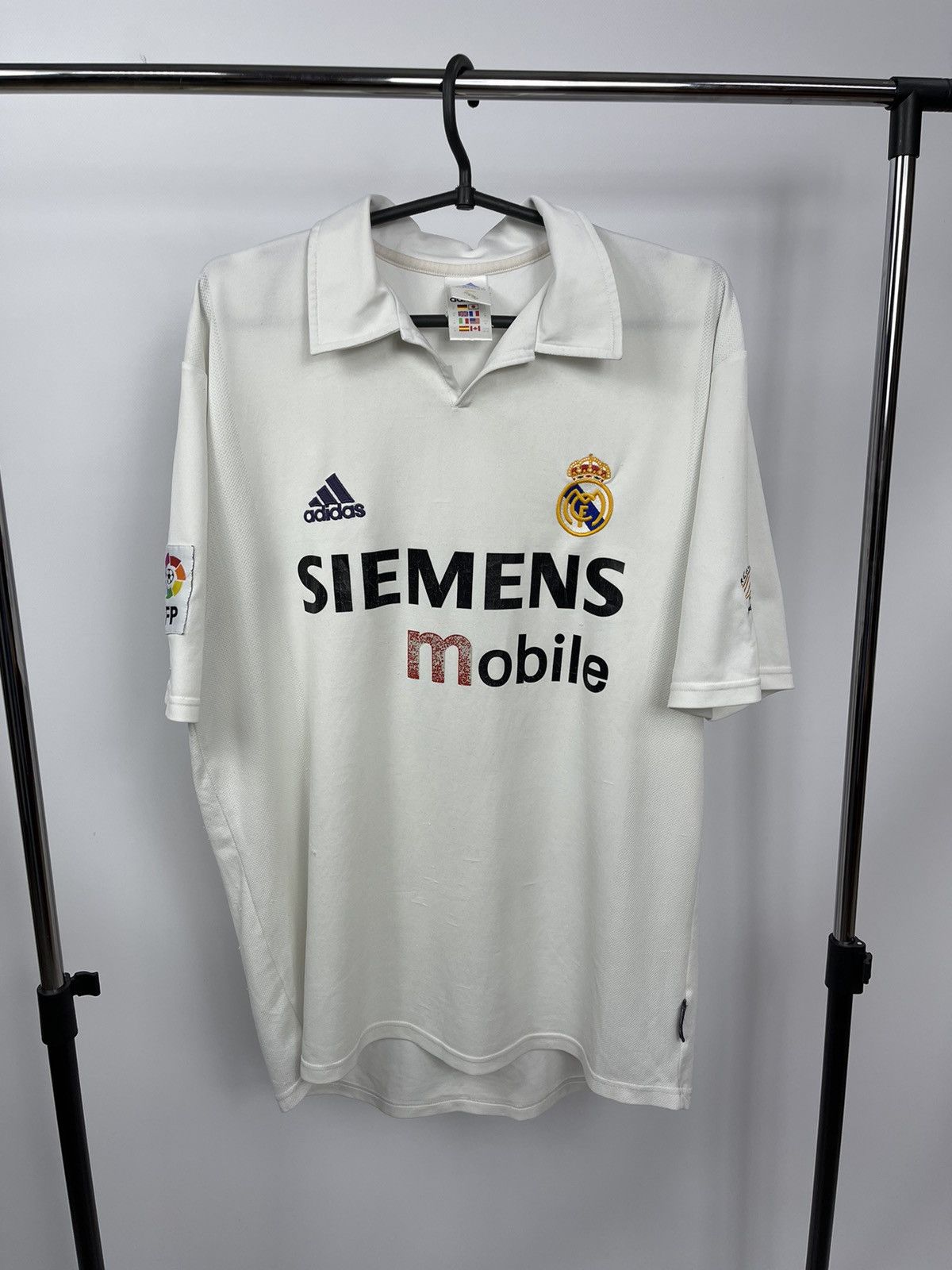 Adidas 2002-03 Adidas Real Madrid Centenary Home Shirt Size M White Size US M / EU 48-50 / 2 - 1 Thumbnail