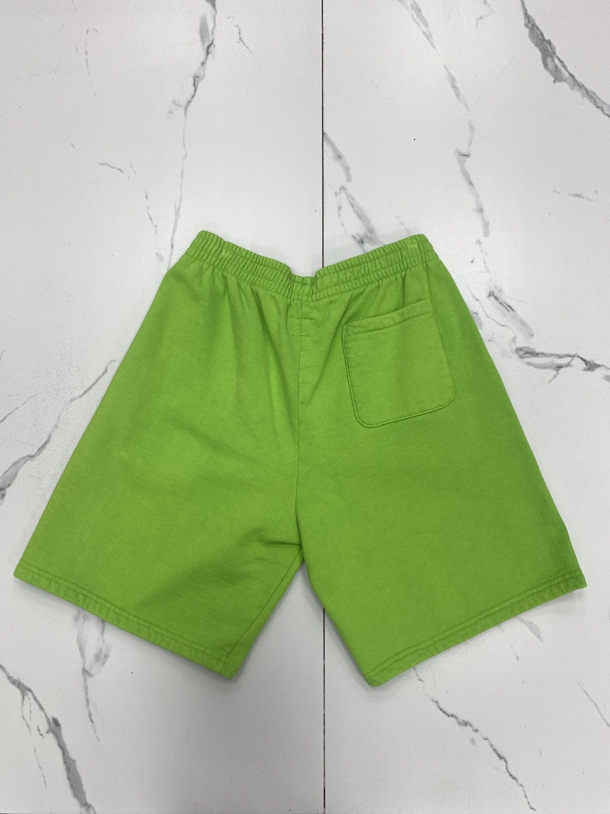 Supreme Supreme Overdyed Small Box Sweatshort "Lime" Size US 32 / EU 48 - 2 Thumbnail
