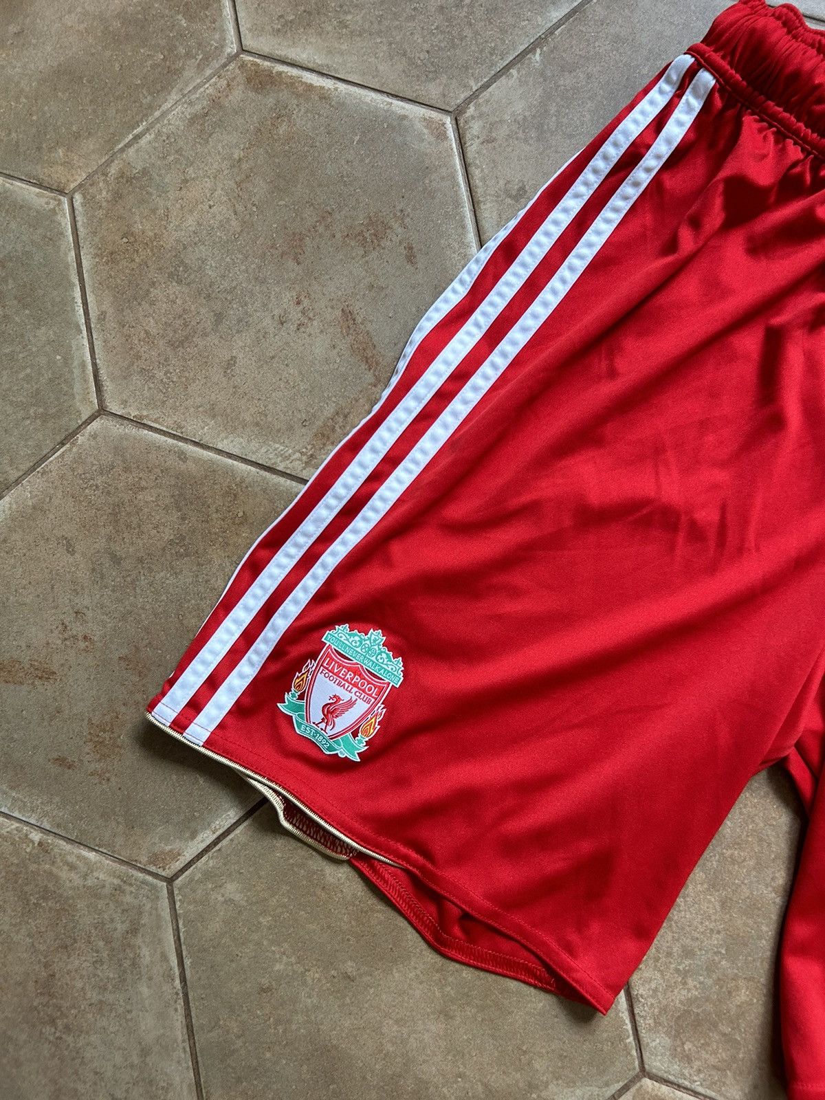 Vintage VINTAGE LIVERPOOL FC SHORTS Size US 32 / EU 48 - 3 Thumbnail