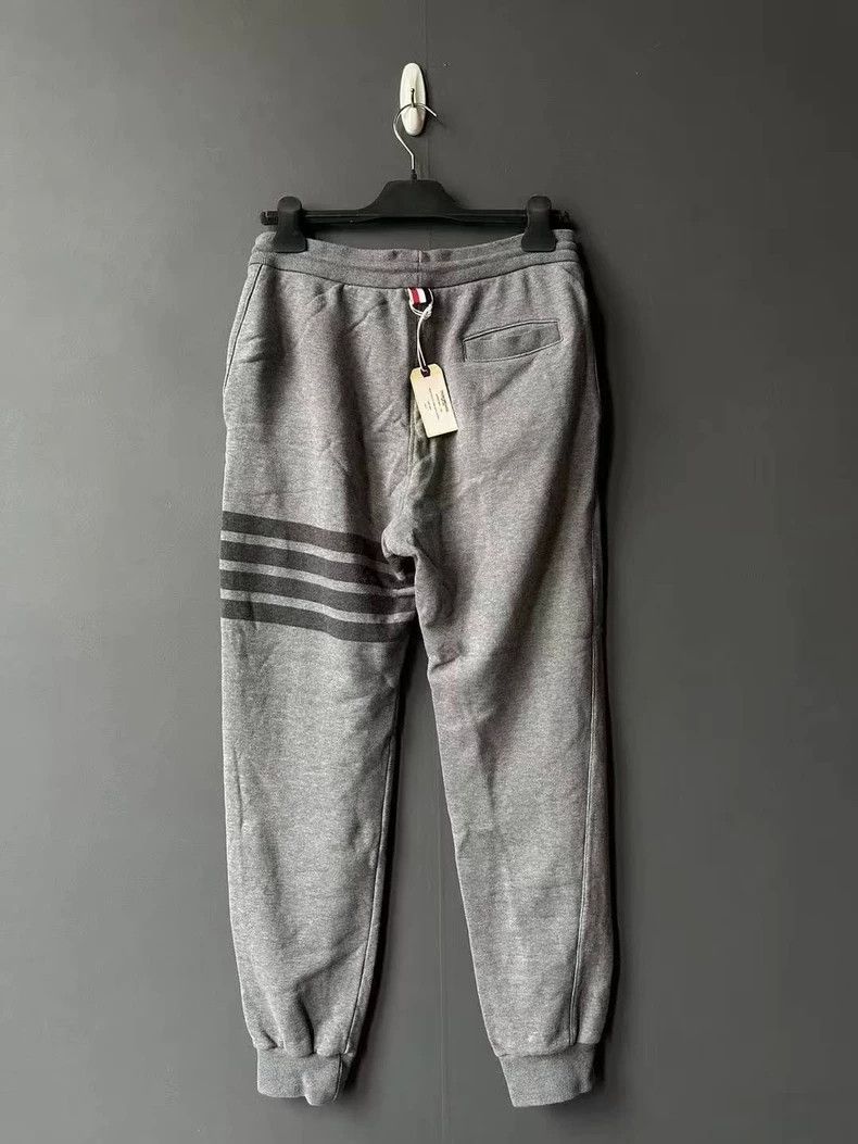 Thom Browne Thom Browne size2 Dark grey tracksuits Size US 26 / EU 42 - 2 Thumbnail