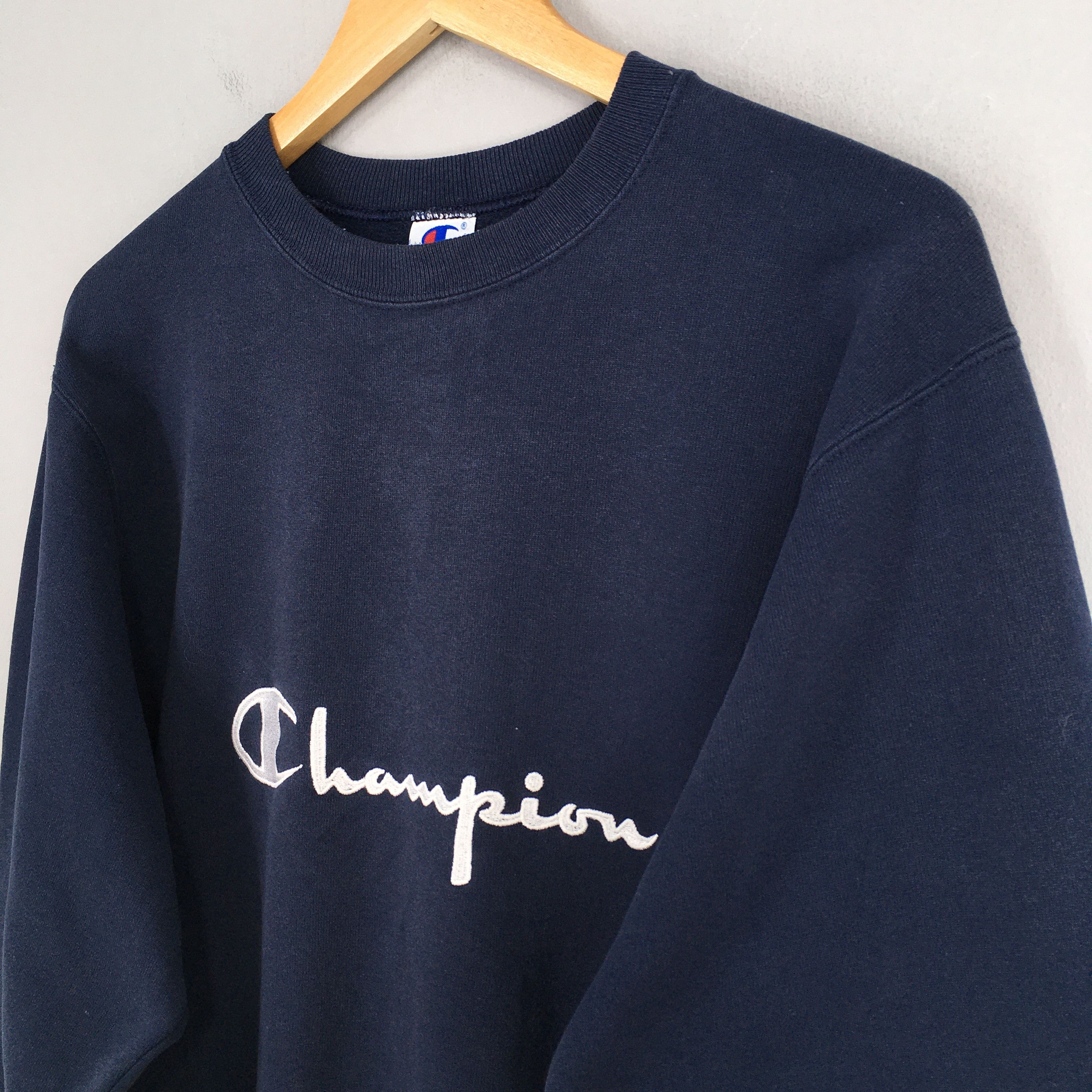 Champion Vintage Champion Script Logo Blue Sweatshirt Large Size US L / EU 52-54 / 3 - 3 Thumbnail