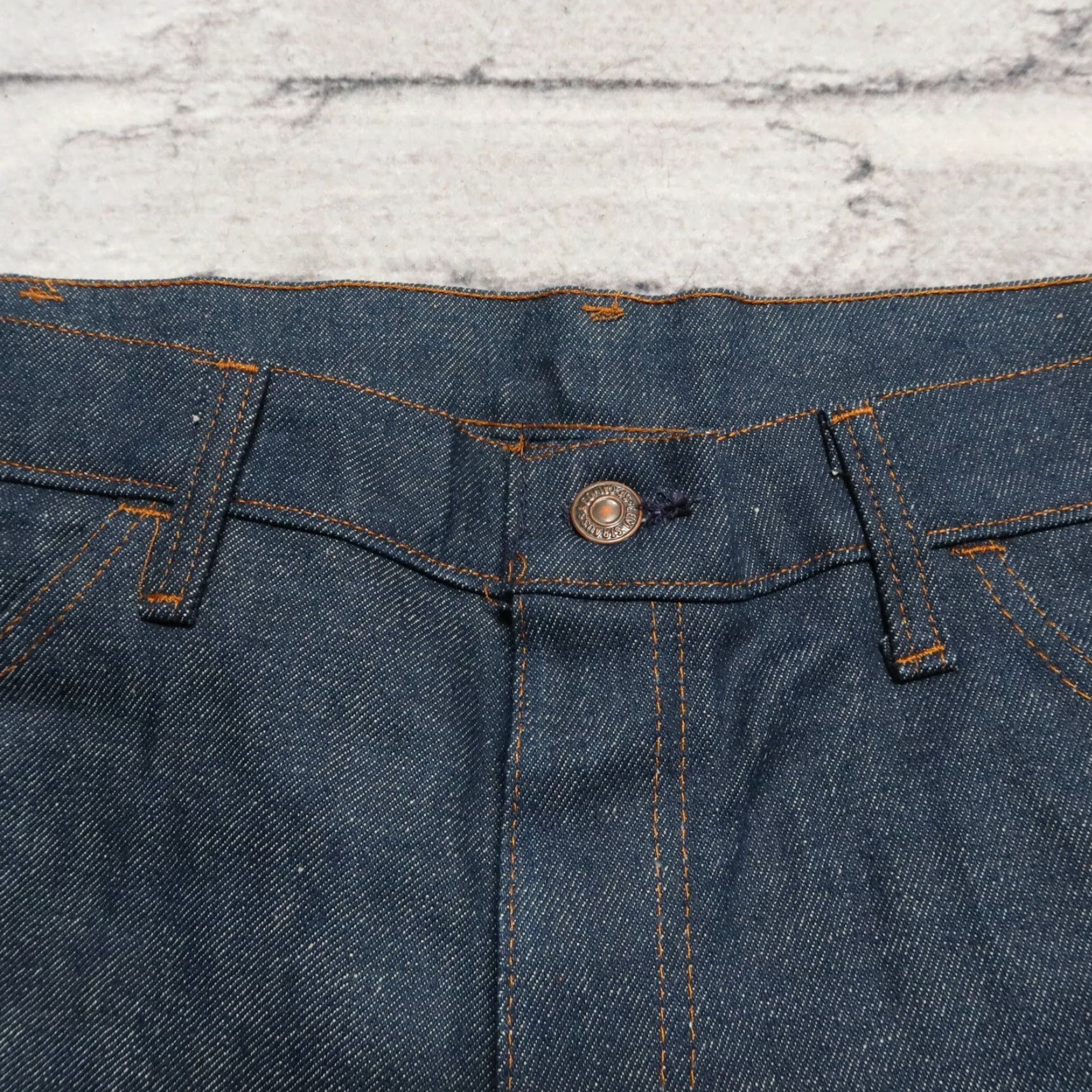 Levi's VINTAGE Levi's 684 Jeans Denim 38 Adult Men Big Bell Bottoms USA Orange Tab 70s Raw 14" leg opening 33" inseam Size US 38 / EU 54 - 7 Thumbnail