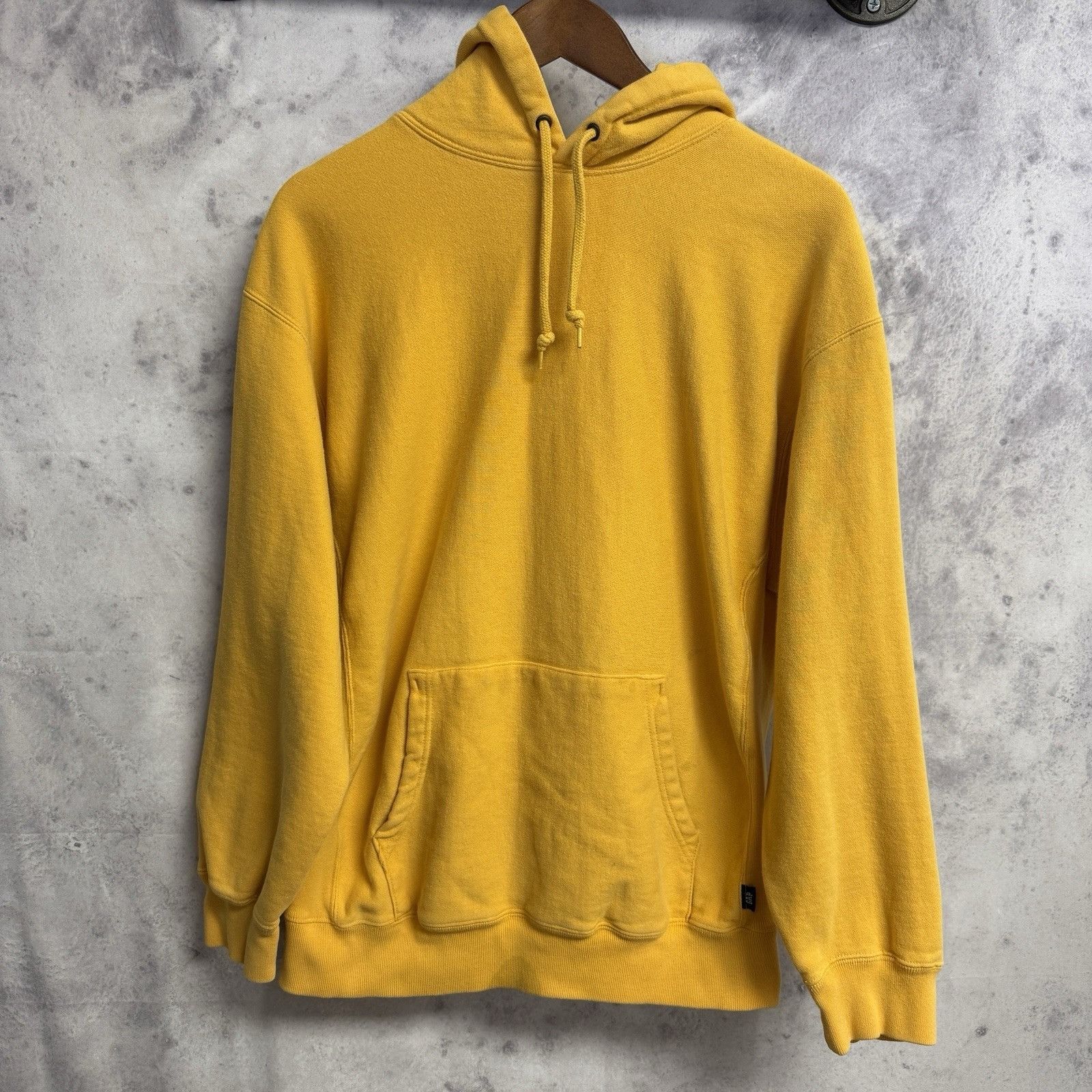 Gap Vintage Gap Hoodie Sweatshirt Mens Large Yellow Blank Skate Size US L / EU 52-54 / 3 - 1 Thumbnail