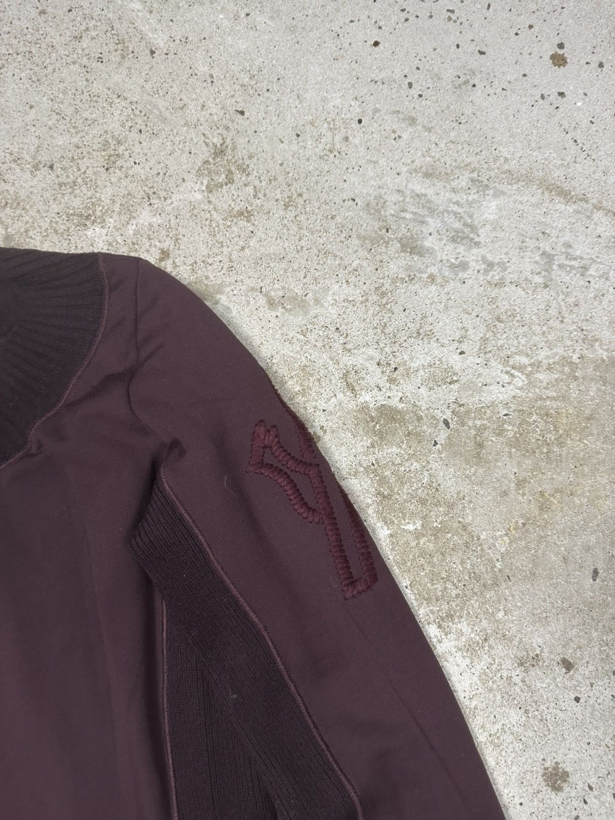 Moncler Vintage 90s Moncler Burgundy Top Long Sleeve Logo Size S / US 4 / IT 40 - 5 Thumbnail
