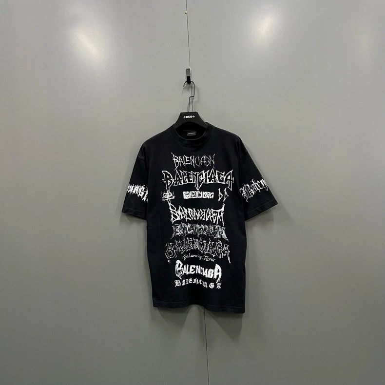 Balenciaga Balenciaga New Year black old logo short sleeves Size US XS / EU 42 / 0 - 1 Thumbnail