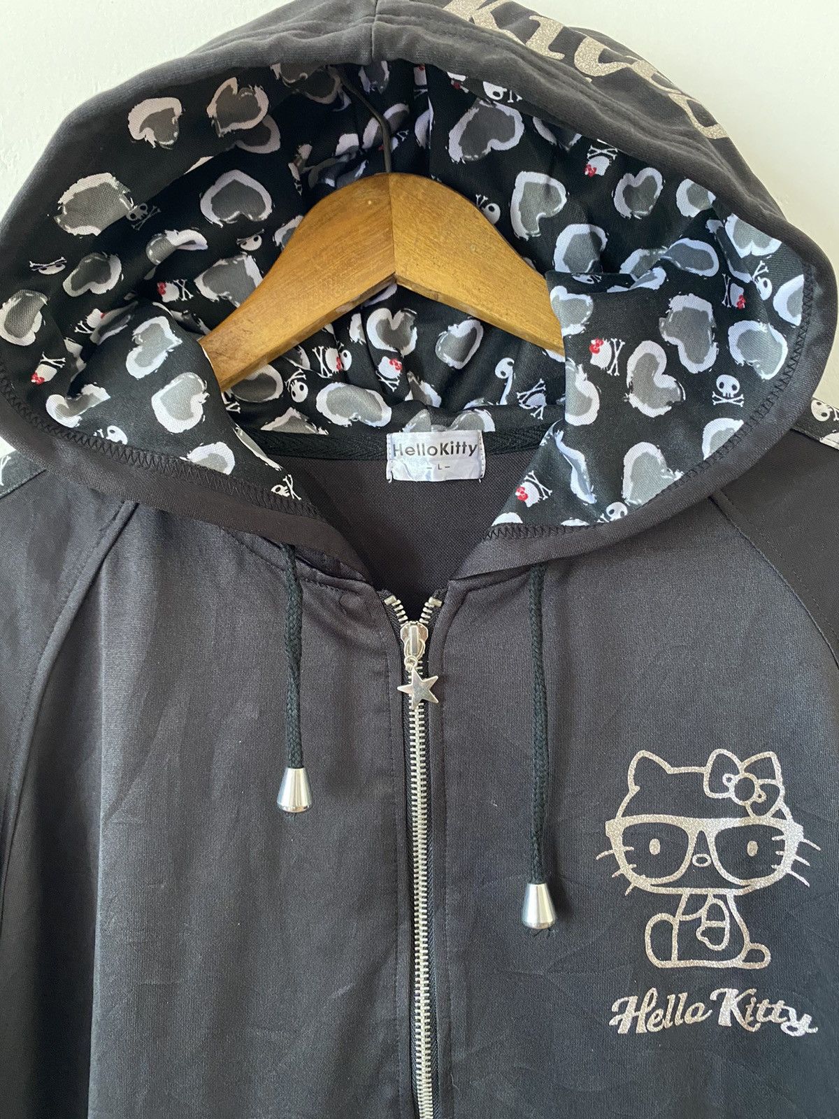 Anime × If Six Was Nine × Japanese Brand Vintage 90' Hello Kitty Big Logo Hoodies Sweater Size US L / EU 52-54 / 3 - 2 Thumbnail