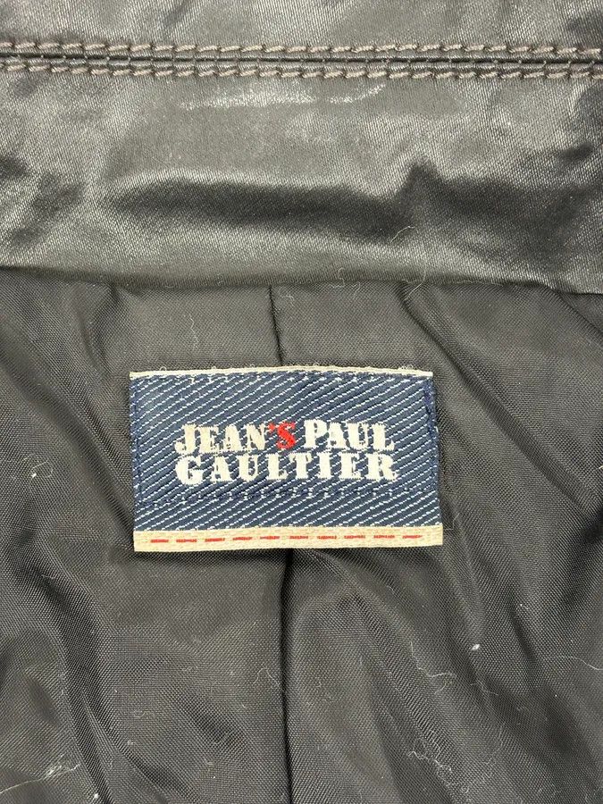 Jean Paul Gaultier 2000s Jean Paul Gaultier Black Detachable Obscure Trenchcoat Size US S / EU 44-46 / 1 - 13 Thumbnail
