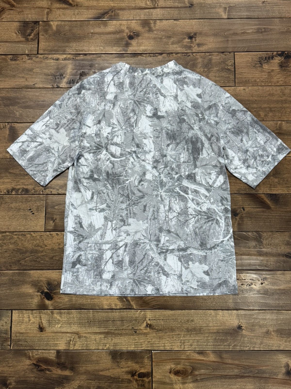 Formula 1 Official Formula 1 F1 Camo Logo T-Shirt Size Small Licensed Size US S / EU 44-46 / 1 - 2 Thumbnail
