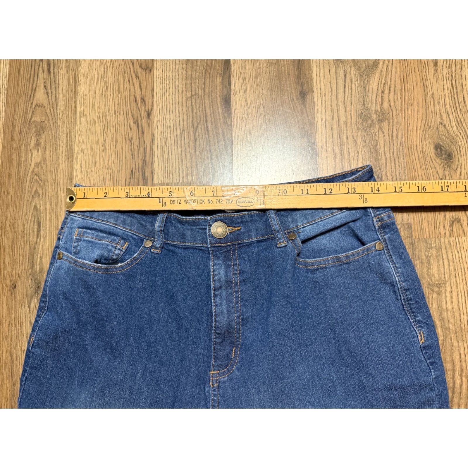 Vintage Christopher & Banks Jeans Womens 8 Short Blue Denim Straight Leg Jeans Ladies Regular 5-Pocket Zip Machine Washable Vintage No Size 30" / US 8 / IT 44 - 7 Thumbnail