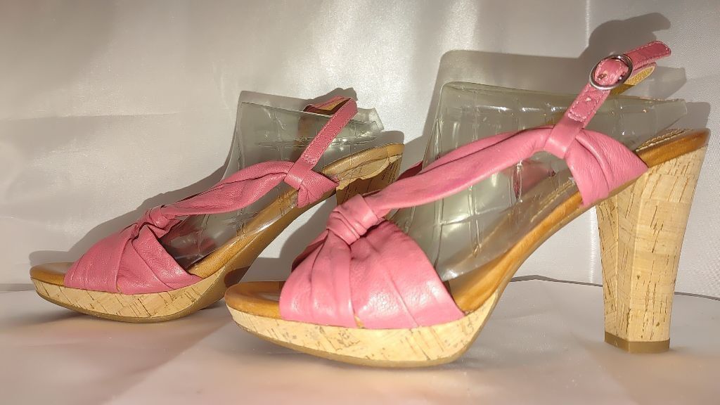 NADA Naya Wind Pink Cork Sandals Size 7.5 NWOT Size US 7.5 / IT 37.5 - 3 Thumbnail
