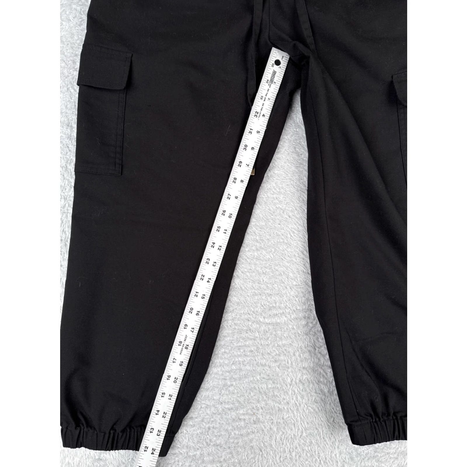 Calvin Klein Calvin Klein Women's Cargo Pants Medium Black Tapered Knit 30x24 Elastic Waist Size 32" / US 10 / IT 46 - 5 Thumbnail