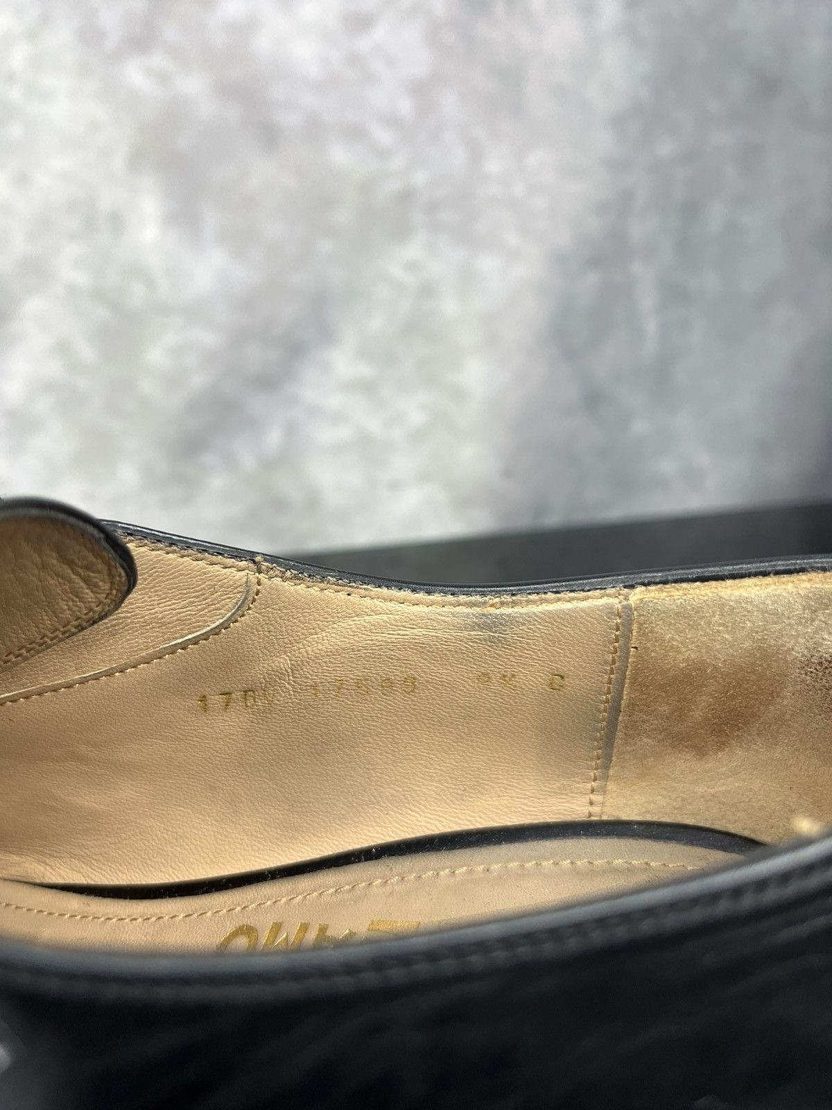 Salvatore Ferragamo Salvatore Ferragamo Women's Black Leather Oxford Size 9.5 C Size US 9.5 / IT 39.5 - 11 Thumbnail