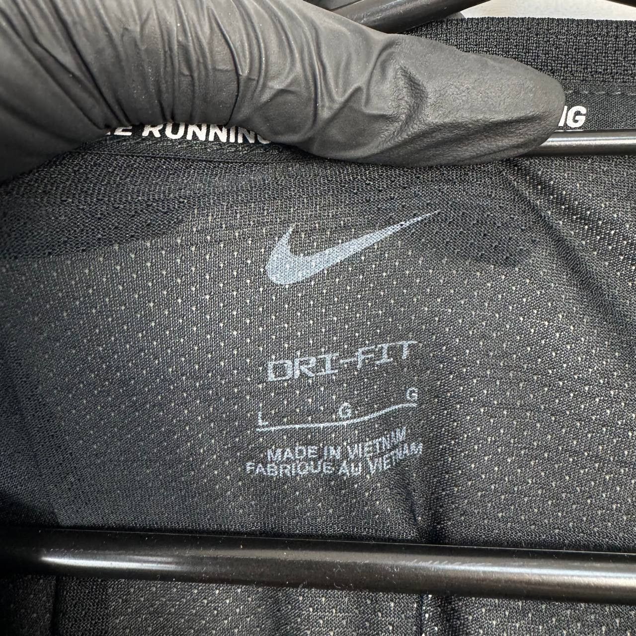 Nike Nike Dri-Fit Running Long Sleeve Athletic CU0318-010 Size L Size US L / EU 52-54 / 3 - 3 Thumbnail