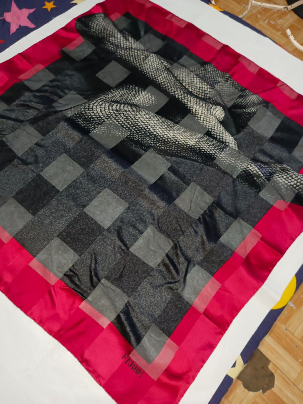 Gianfranco Ferre GIANFRANCO FERRE Italy Large Woman Black Red Pink Silk Scarf Size ONE SIZE - 3 Thumbnail