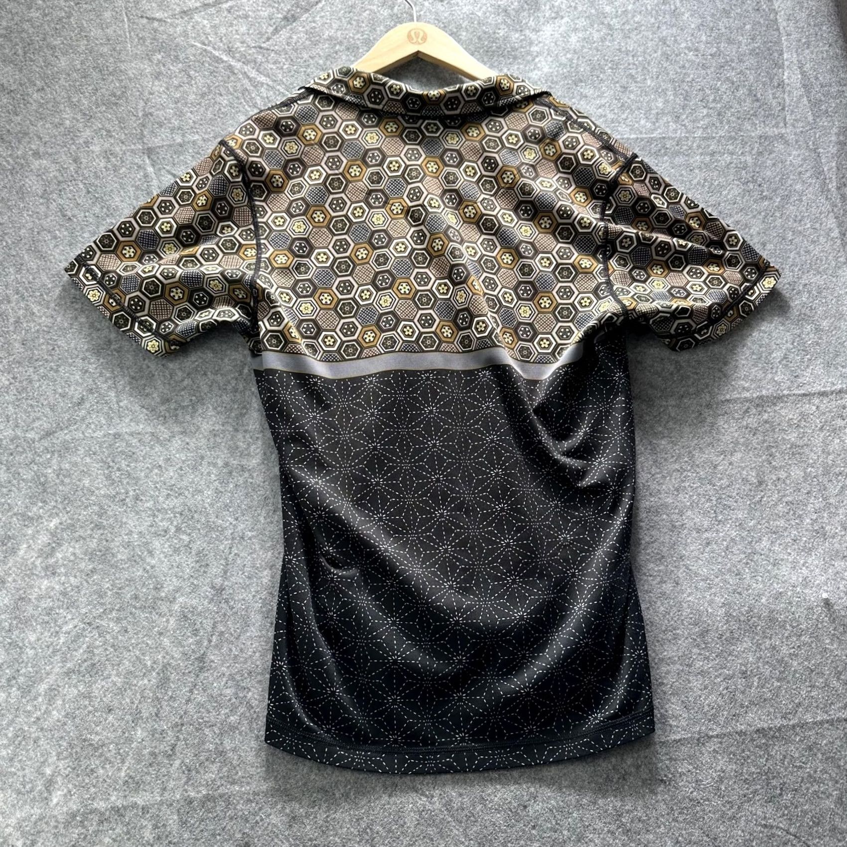 Vintage INKnBURN Shirt Mens XL Black Geometric Quarter Zip Collared Running Polo Size US XL / EU 56 / 4 - 7 Thumbnail
