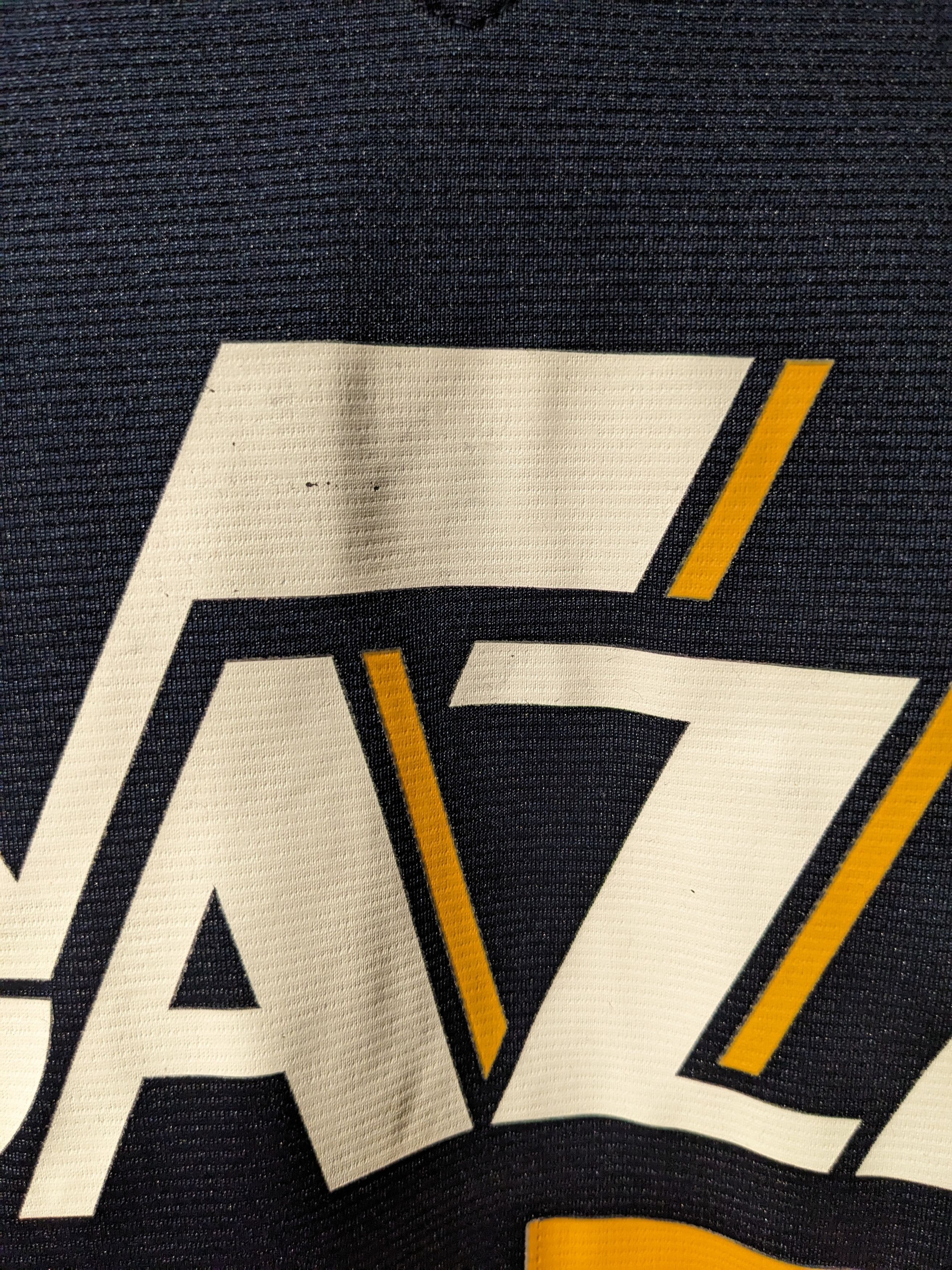 NBA Utah Jazz Donovan Mitchell NBA Blue Large Basketball Jersey Size US L / EU 52-54 / 3 - 5 Thumbnail