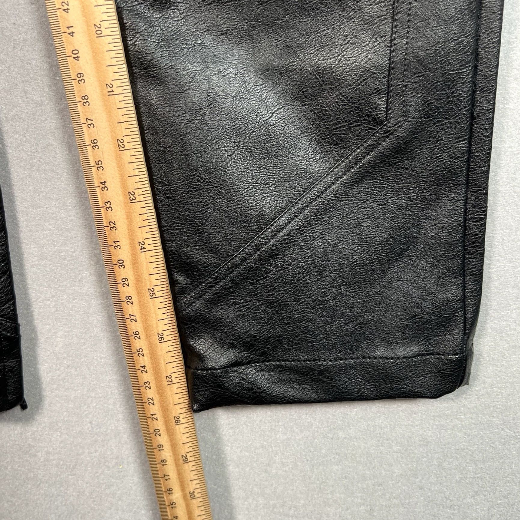 CLOT NWT! Standard Cloth Pants Womens XS Black Faux Leather Biker Ankle Zip Size 26" / US 2 / IT 38 - 4 Thumbnail