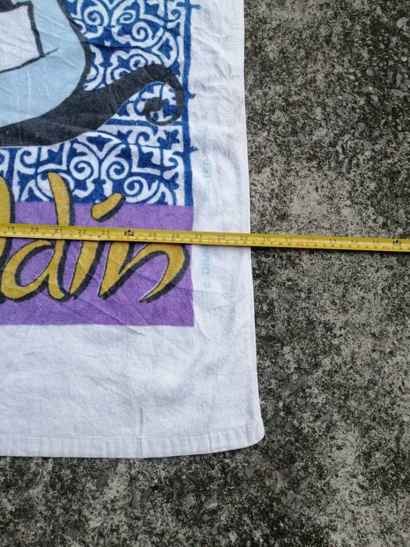 Disney × Vintage Vintage Disney Aladdin Genie Towel Size ONE SIZE - 6 Thumbnail