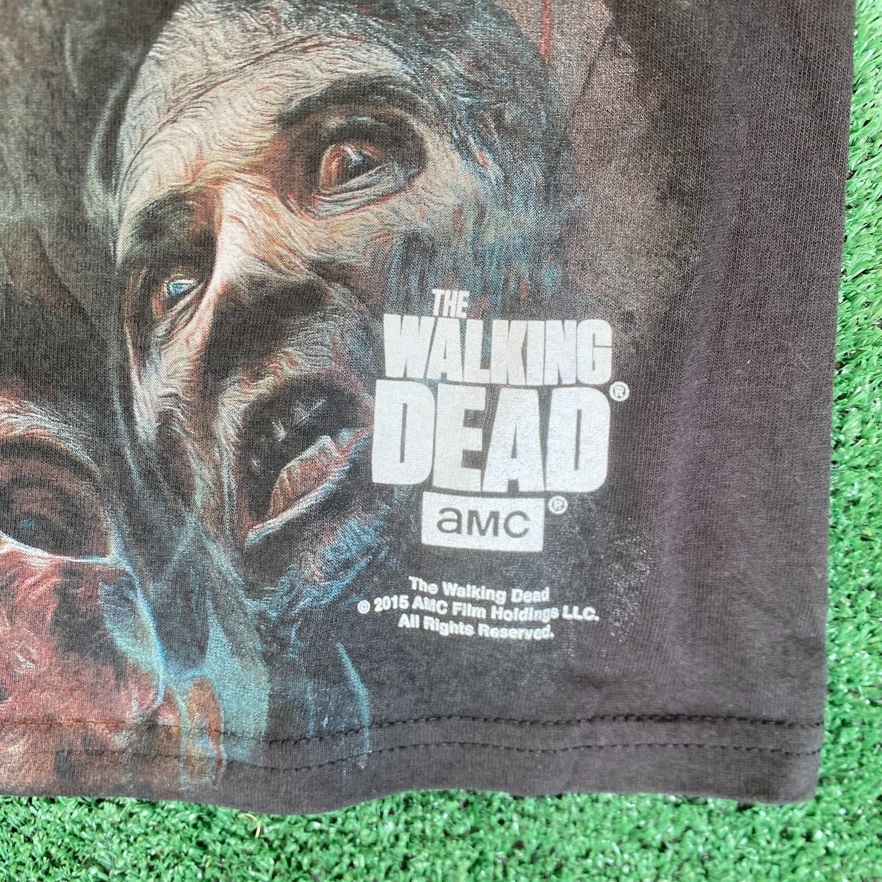 Delta Vintage Y2K Walking Dead Shirt Zombie TV AOP All Over Tee Size US L / EU 52-54 / 3 - 4 Thumbnail