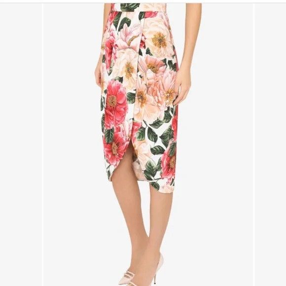 Dolce & Gabbana Dolce & Gabbana Camellia Cady Tulip Skirt - NEW WITH TAGS Size 27" / US 4 / IT 40 - 2 Thumbnail