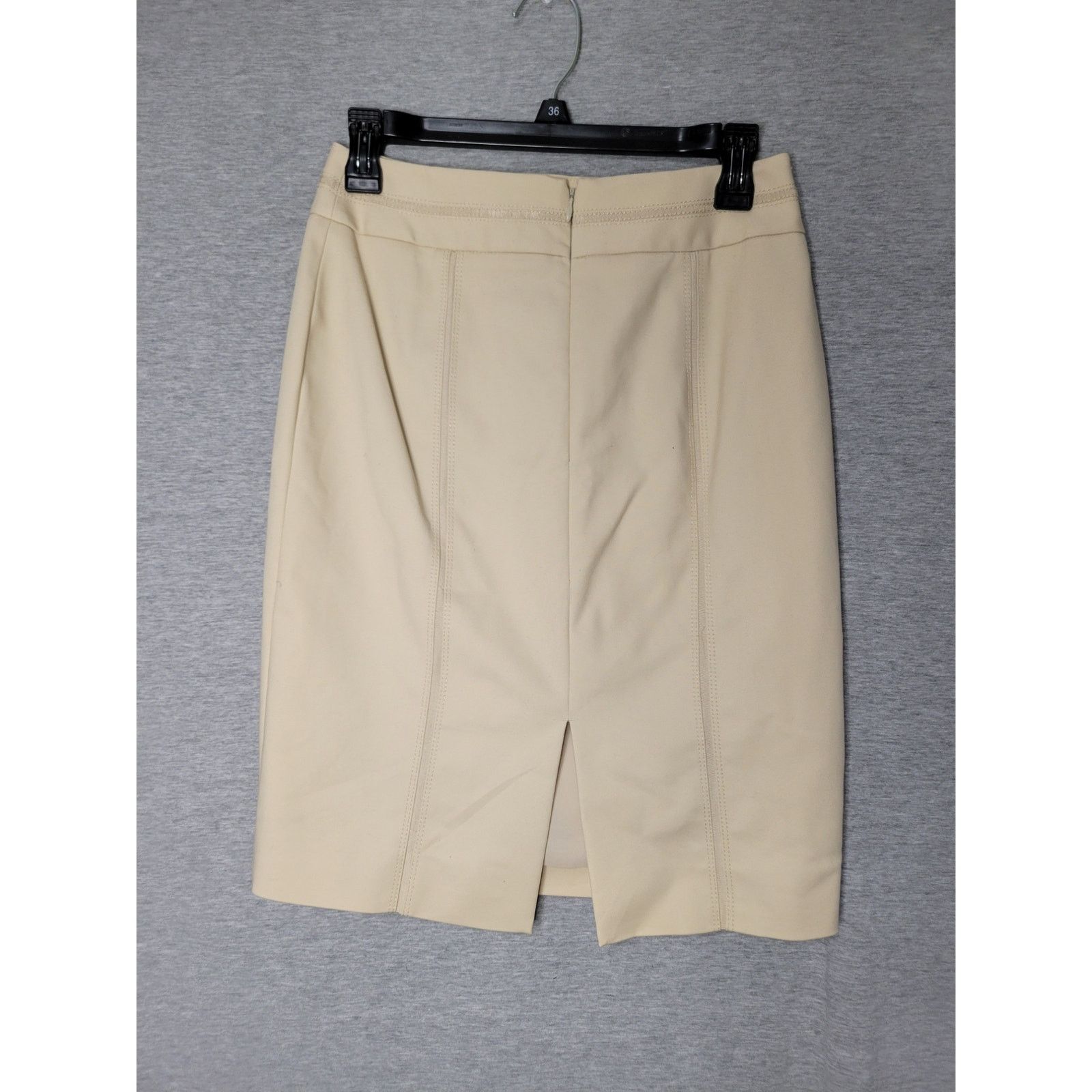 White House Black Market White House Black Market Knee Length Pencil Skirt Sz 2 Size 24" / US 00 / IT 34 - 2 Thumbnail