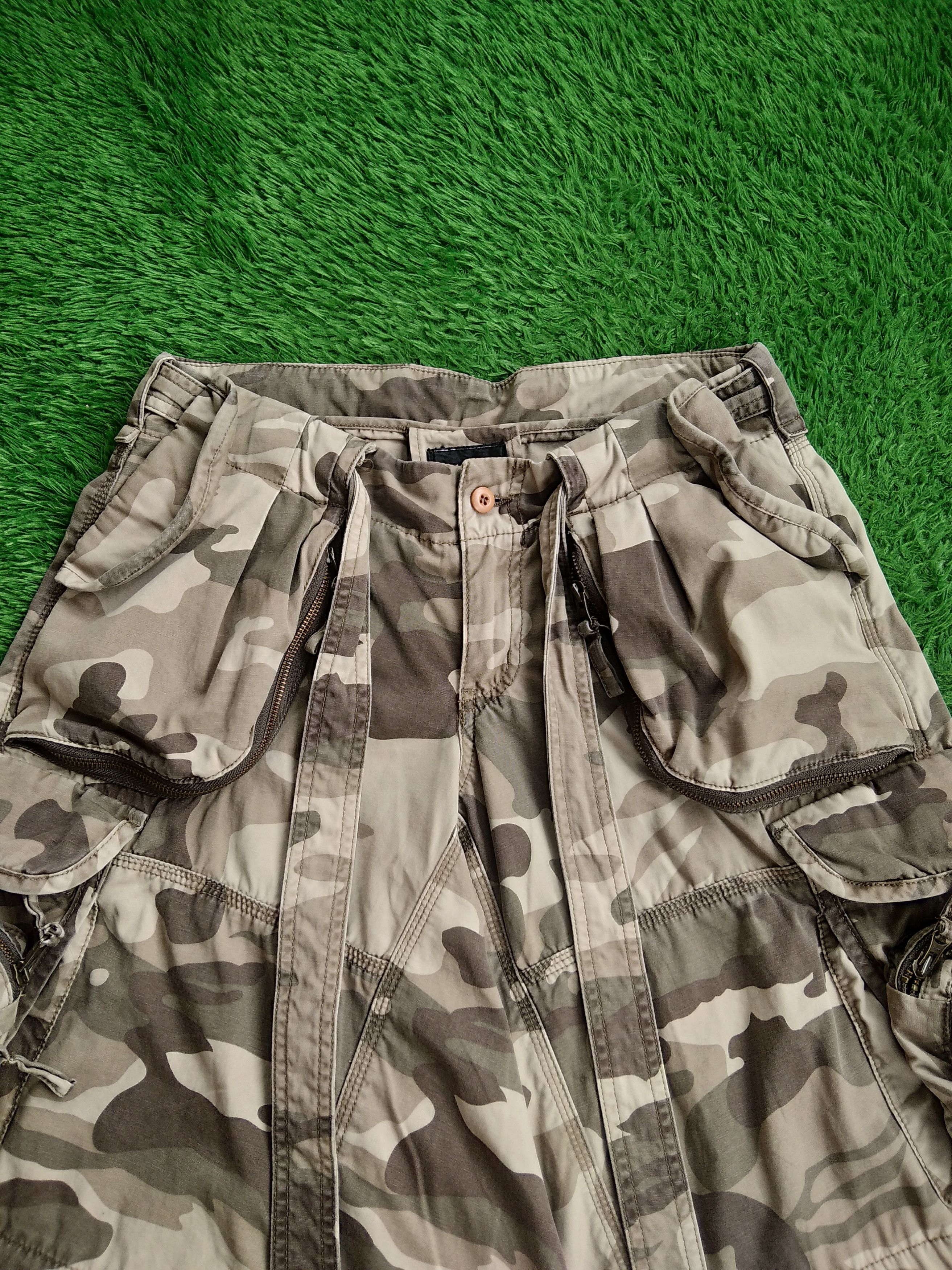 If Six Was Nine × KMRii × Le Grande Bleu (L.G.B.) As Know As Japan Camo Super Wide Leg Bondage Pants Size US 32 / EU 48 - 4 Thumbnail