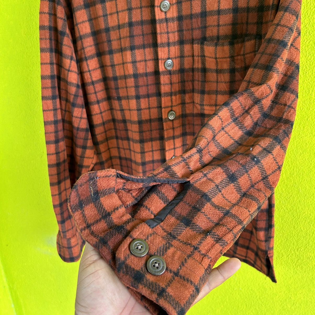 Uniqlo Vintage Uniqlo Checkered Shirt Size US M / EU 48-50 / 2 - 5 Thumbnail