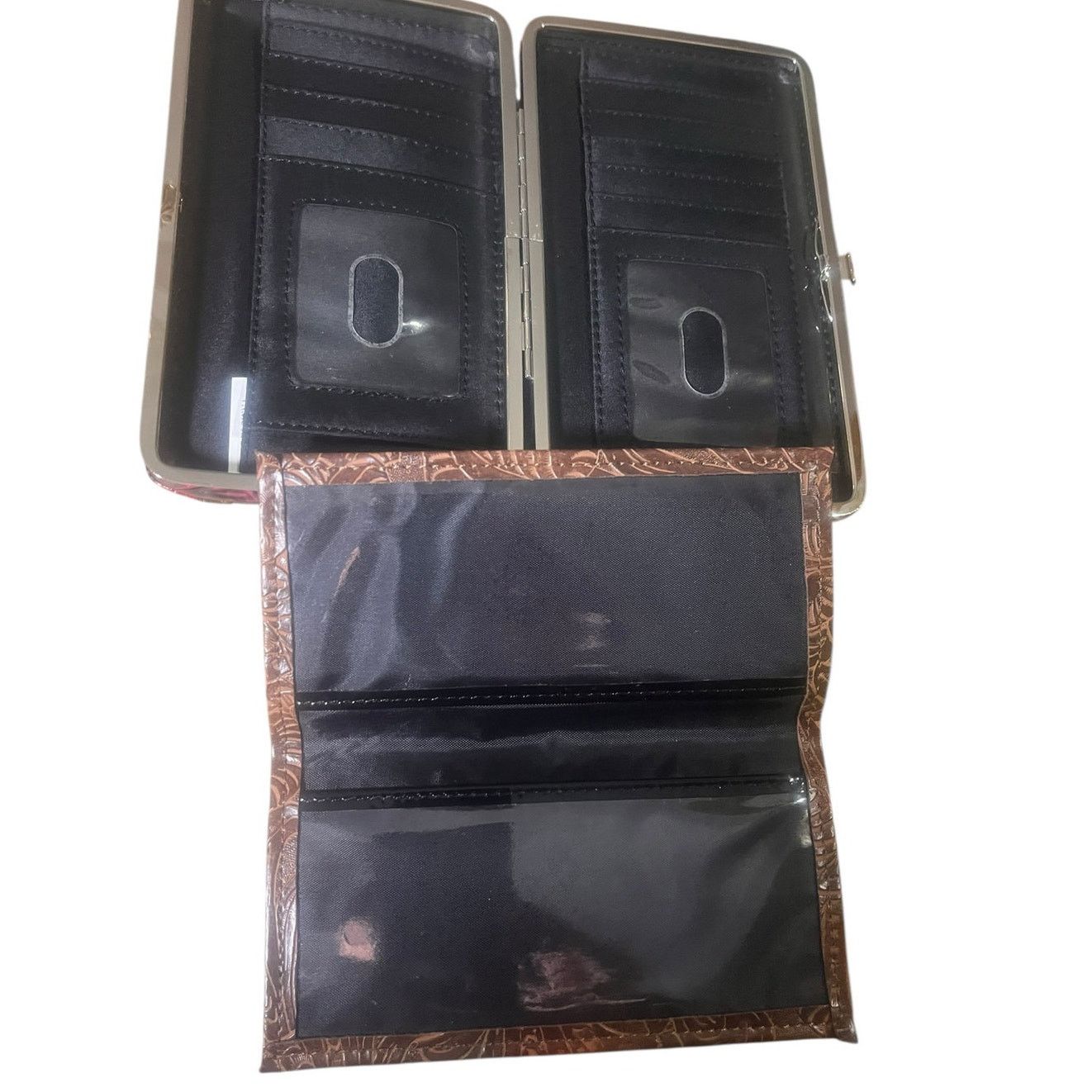 Other Mountain West Crystal Buckle Tooled Leather Wallet Clutch Size ONE SIZE - 4 Thumbnail