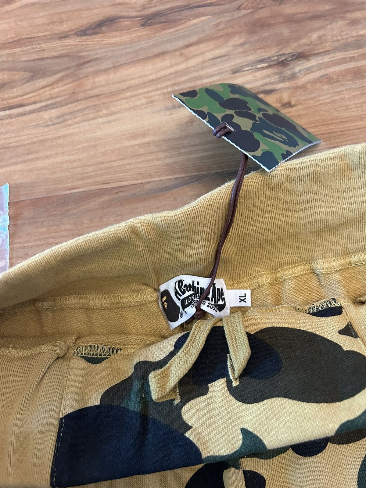 Bape NEW Bape Yellow Camo 1st Camo Sweat Shorts Size US 34 / EU 50 - 6 Thumbnail