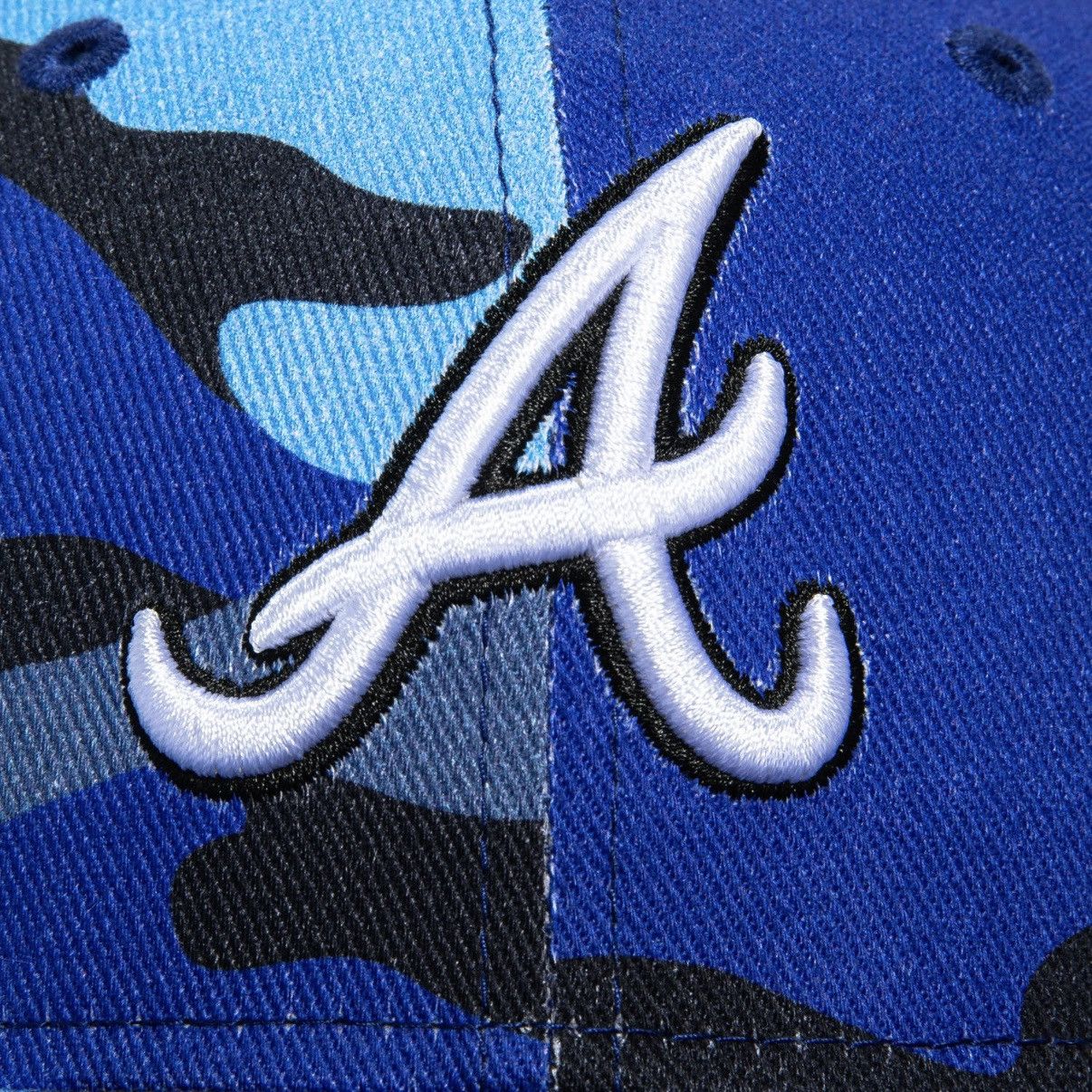 Hat Club HATCLUB Braves Blue Camo Fitted 7 1/8 Size ONE SIZE - 4 Thumbnail