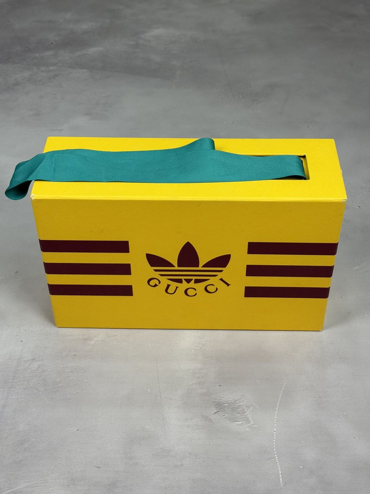 Adidas × Gucci Fw22 Gucci x Adidas Trefoil Slippers(Black/39eu) Size US 9 / IT 39 - 12 Thumbnail