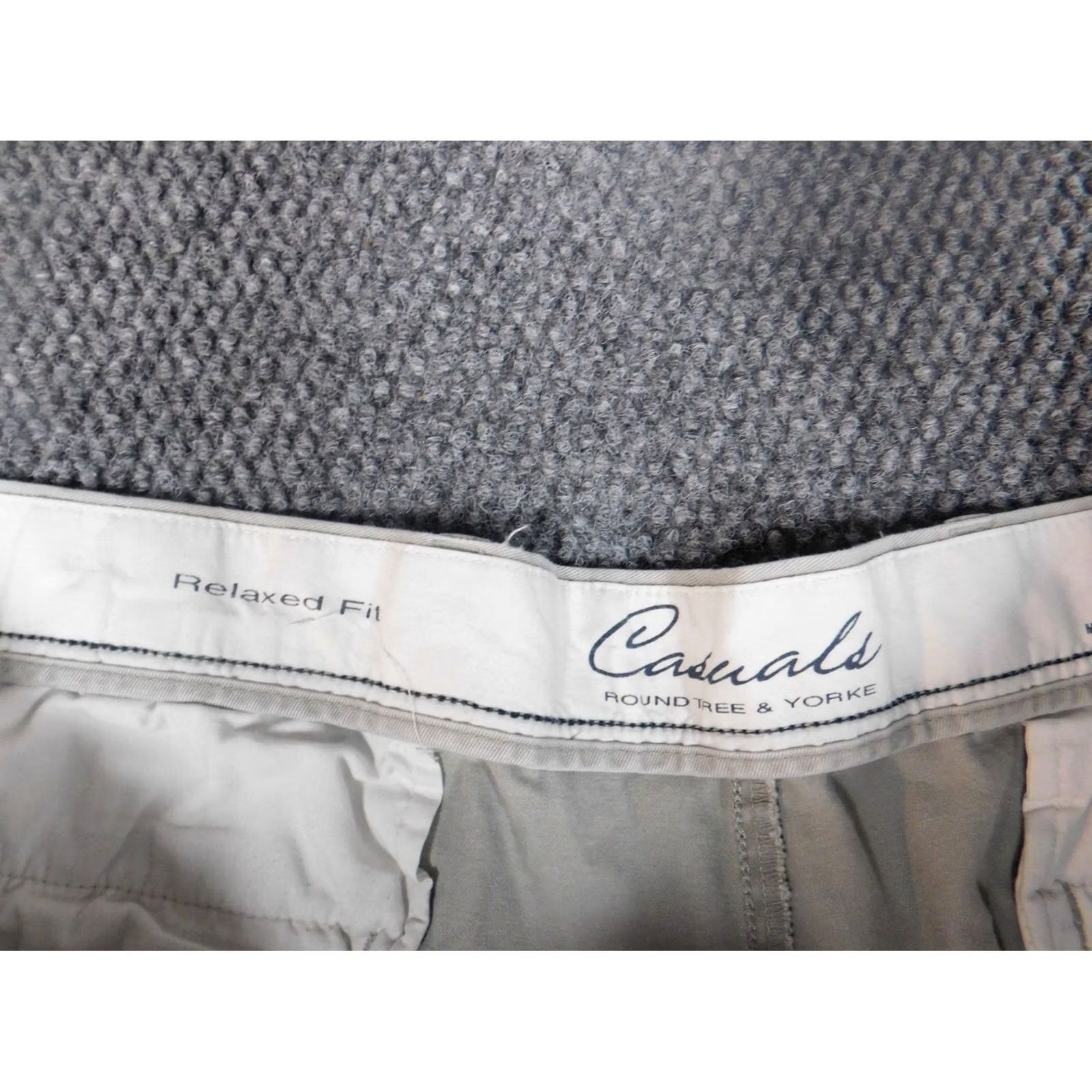 Roundtree & Yorke Roundtree & Yorke Mens Shorts 47 Beige Relaxed Cargo Knit Flat Front Breathable Logo Casual Regular Men Size US 30 / EU 46 - 7 Thumbnail