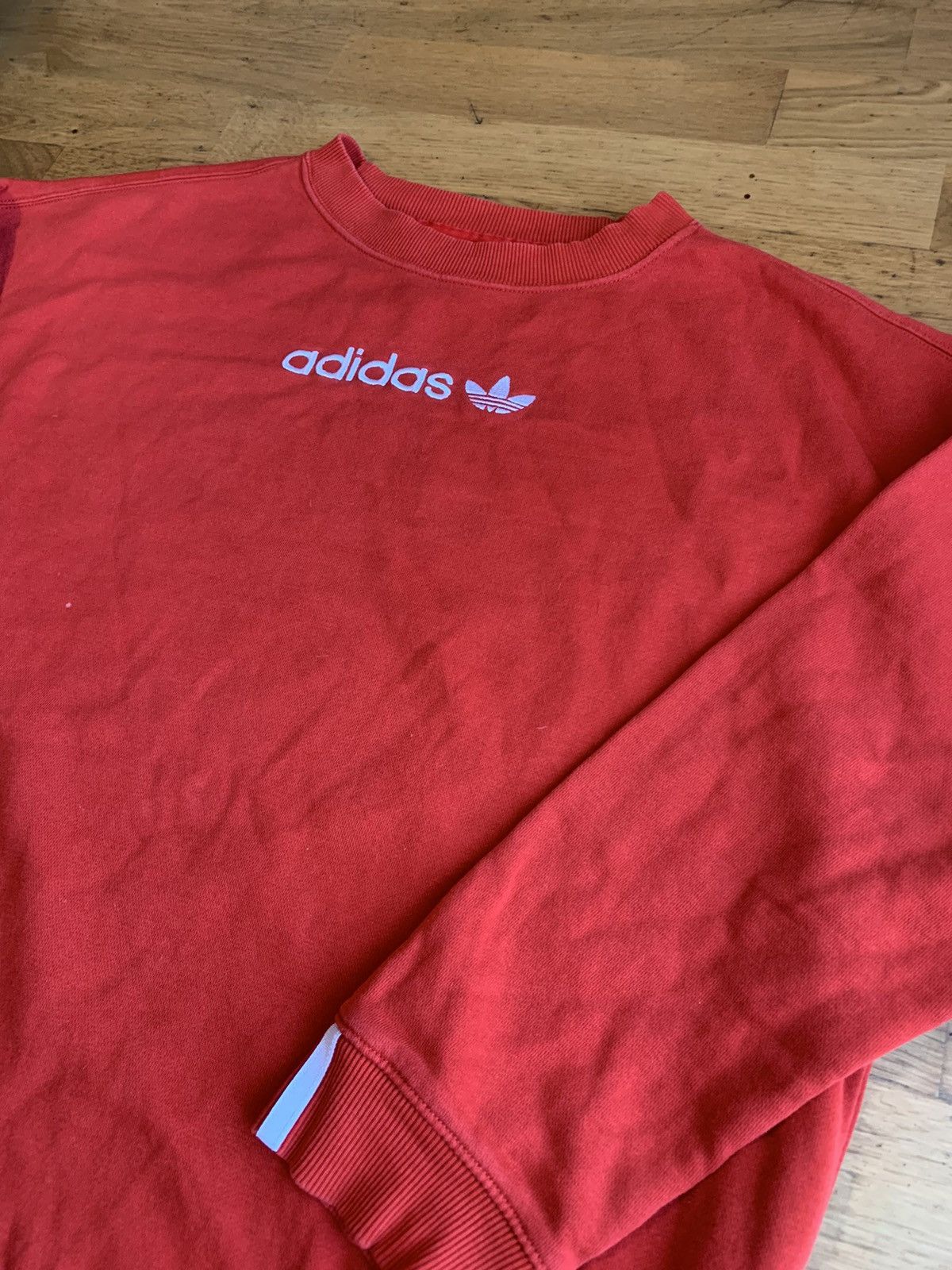 Adidas adidas | Felpa a Girocollo Rossa Size US M / EU 48-50 / 2 - 3 Thumbnail