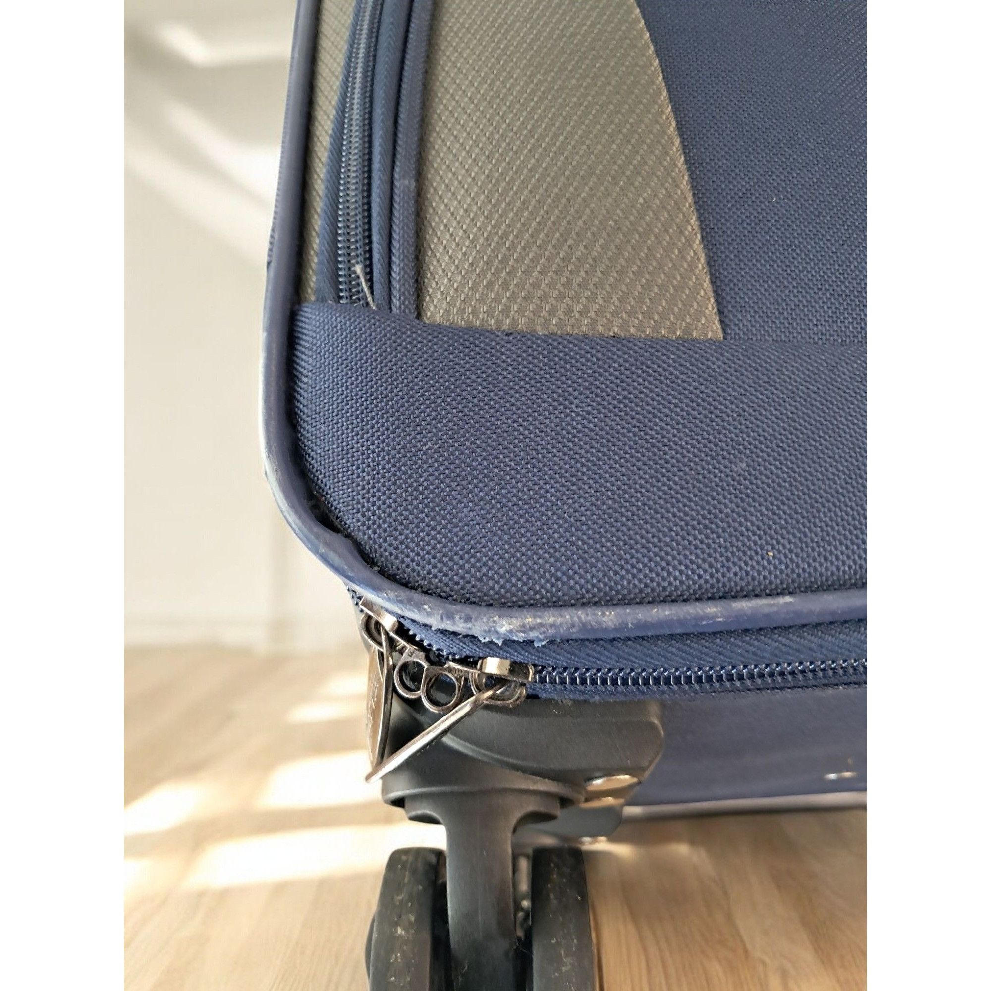 Other Elite 19.5 inch Carry -On Soft Side Lightweight Upright Lugg Size ONE SIZE - 12 Thumbnail