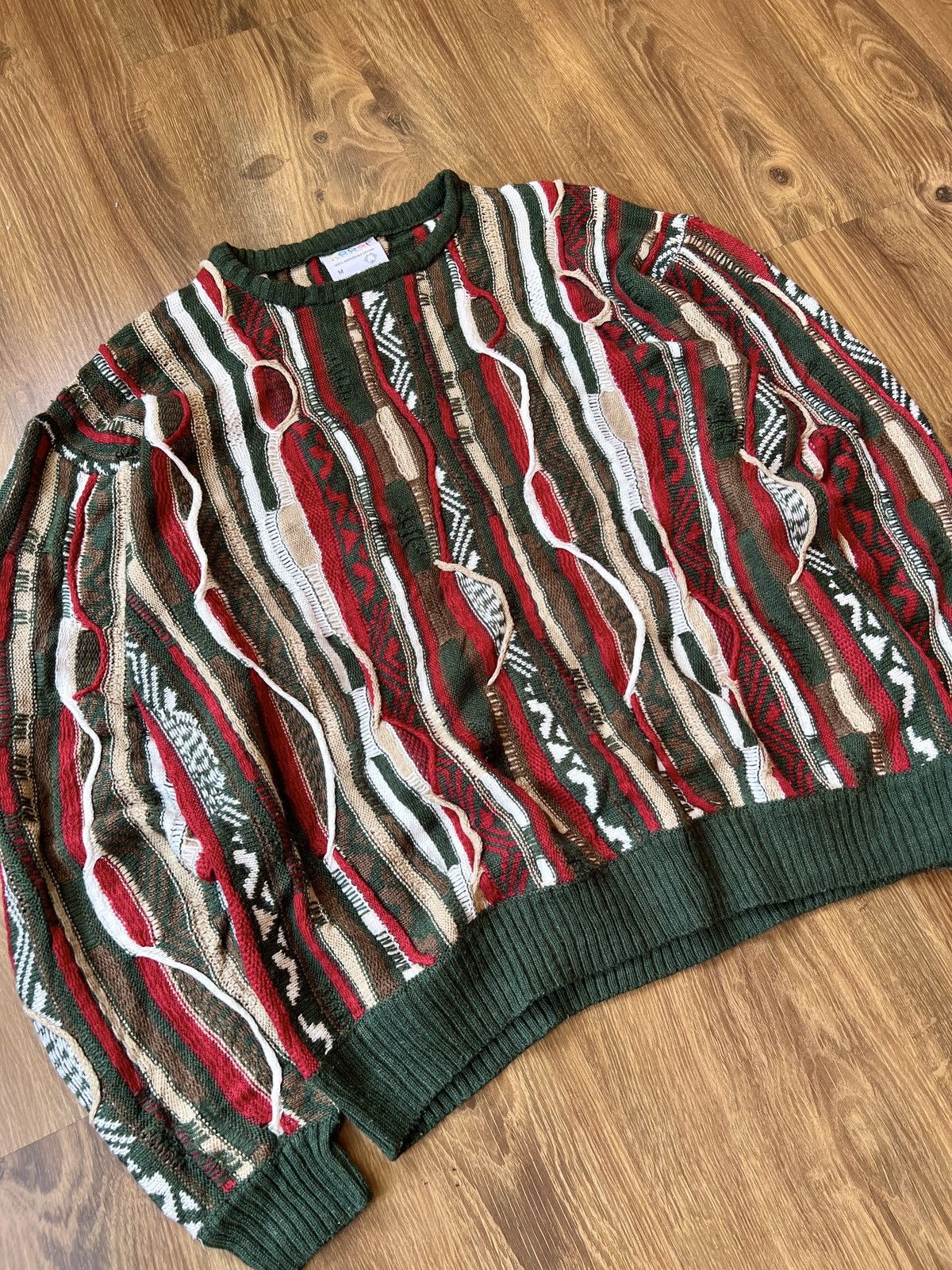 Coogi Rarest Coogi 3D Knit / Sweater (Red/White/Green/Brown) Size US L / EU 52-54 / 3 - 2 Thumbnail