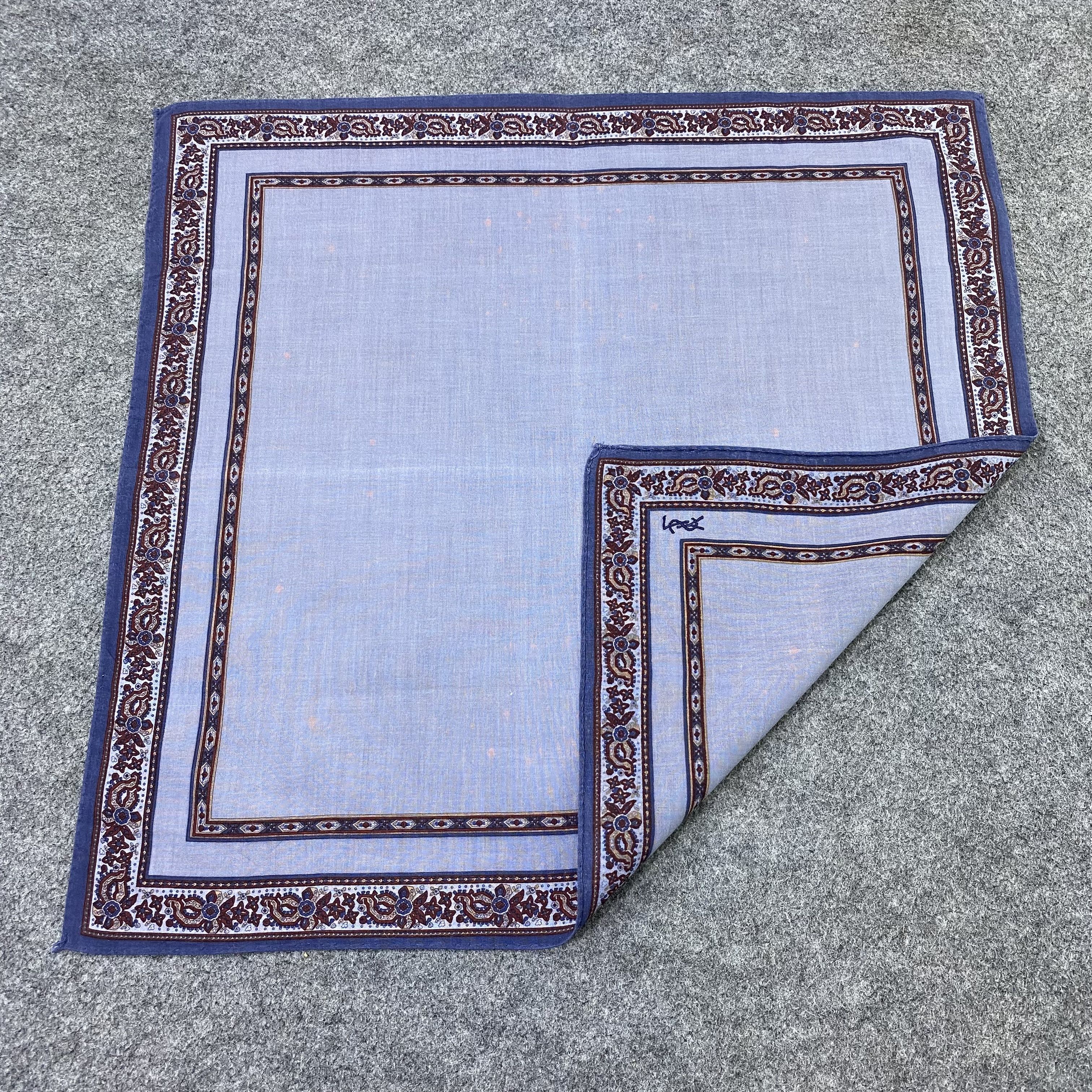 Yves Saint Laurent YSL Handkerchief Neckerchief Bandana-B1949 Size ONE SIZE - 5 Thumbnail