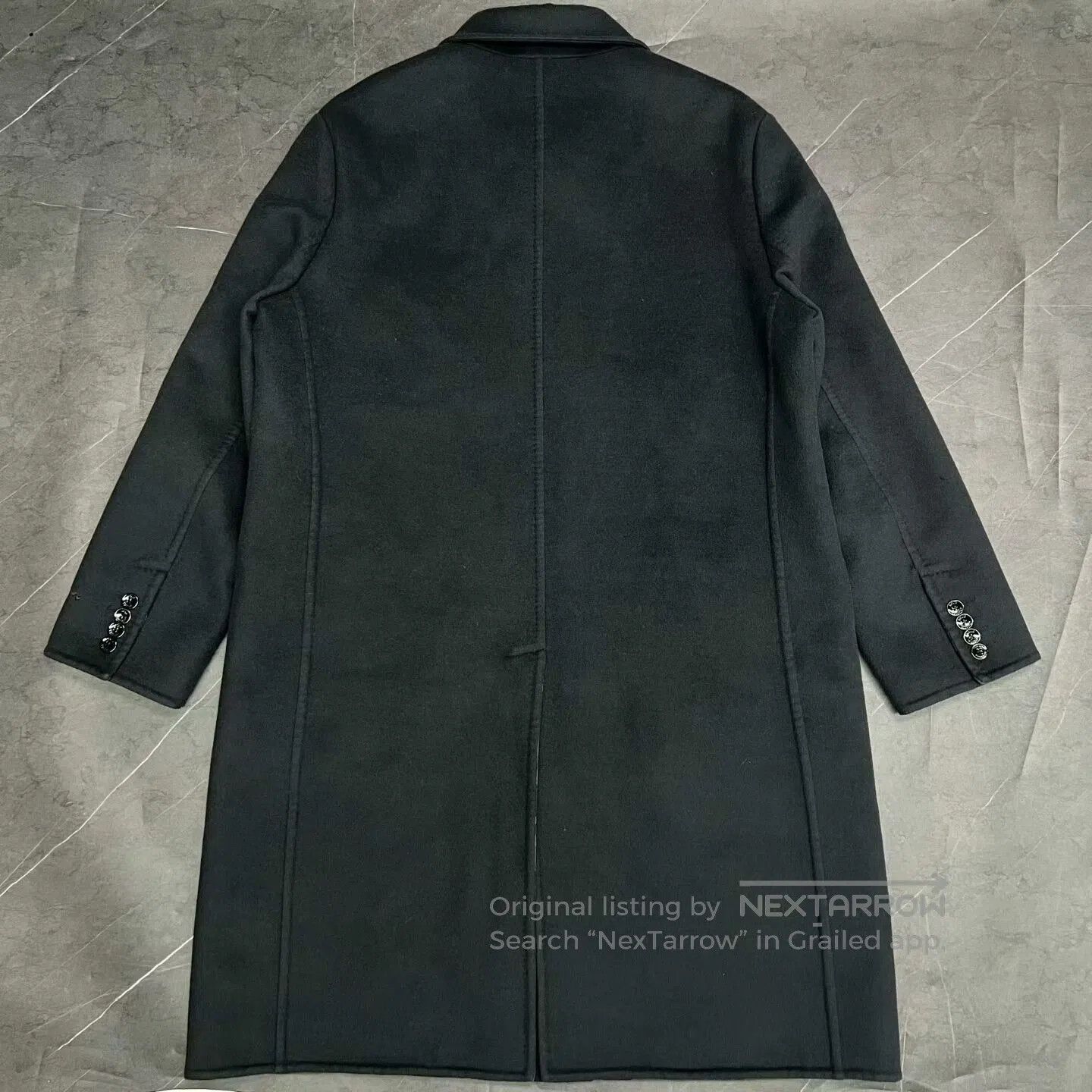Louis Vuitton louis vuitton black wool coat size 48. Size US L / EU 52-54 / 3 - 2 Thumbnail