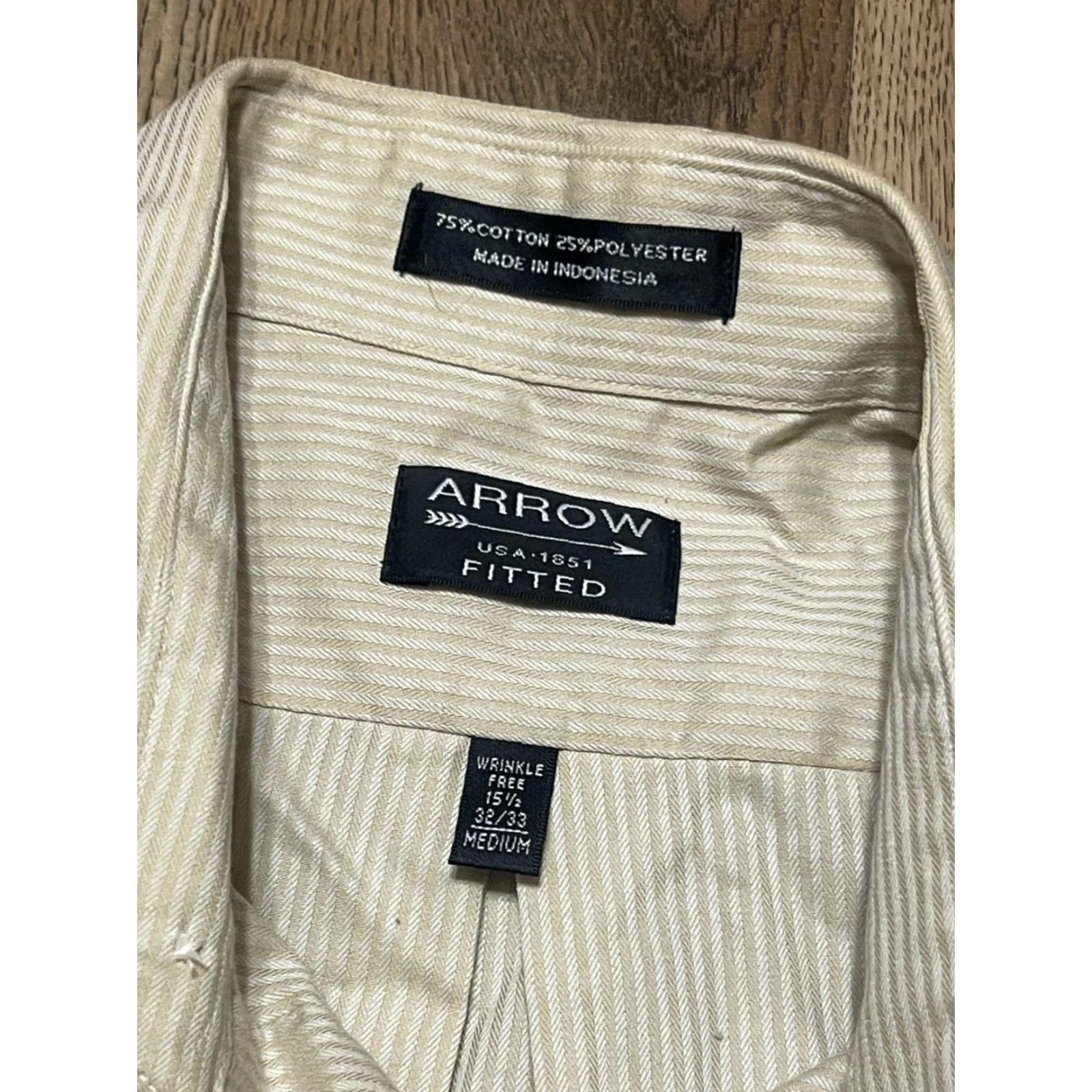 Arrow Arrow Shirt Men's Size Medium 15.5 32/33 Tan Striped Button Up Fitted Size US M / EU 48-50 / 2 - 5 Thumbnail