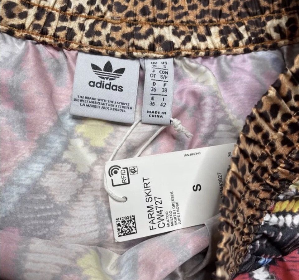 Adidas Adidas x FARM Originals Three Stripe Logo A Line Skirt Size 27" / US 4 / IT 40 - 9 Thumbnail
