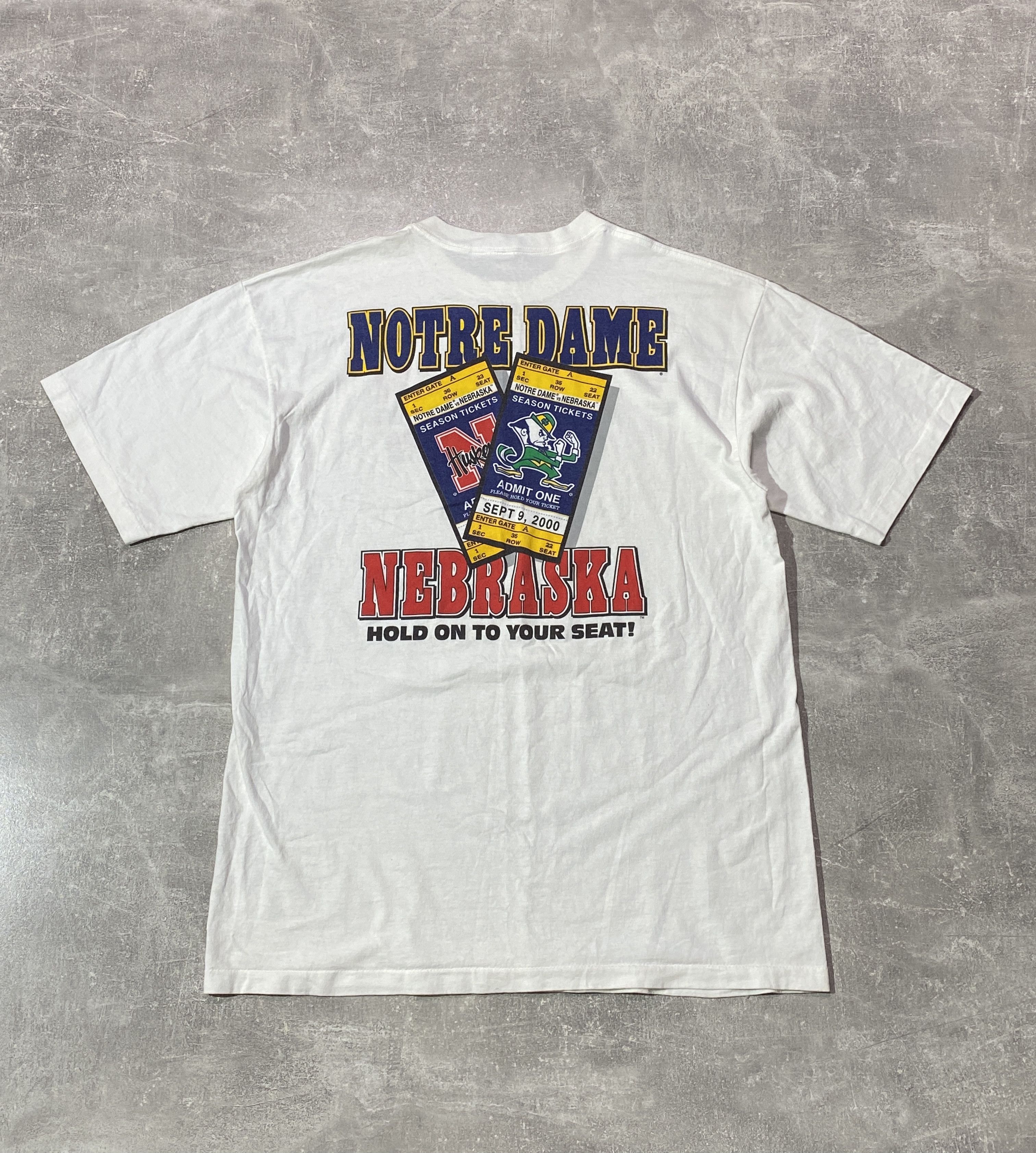 Vintage Vintage 00s Notre Dame vs Nebraska Made in USA T-shirt Size US L / EU 52-54 / 3 - 1 Thumbnail