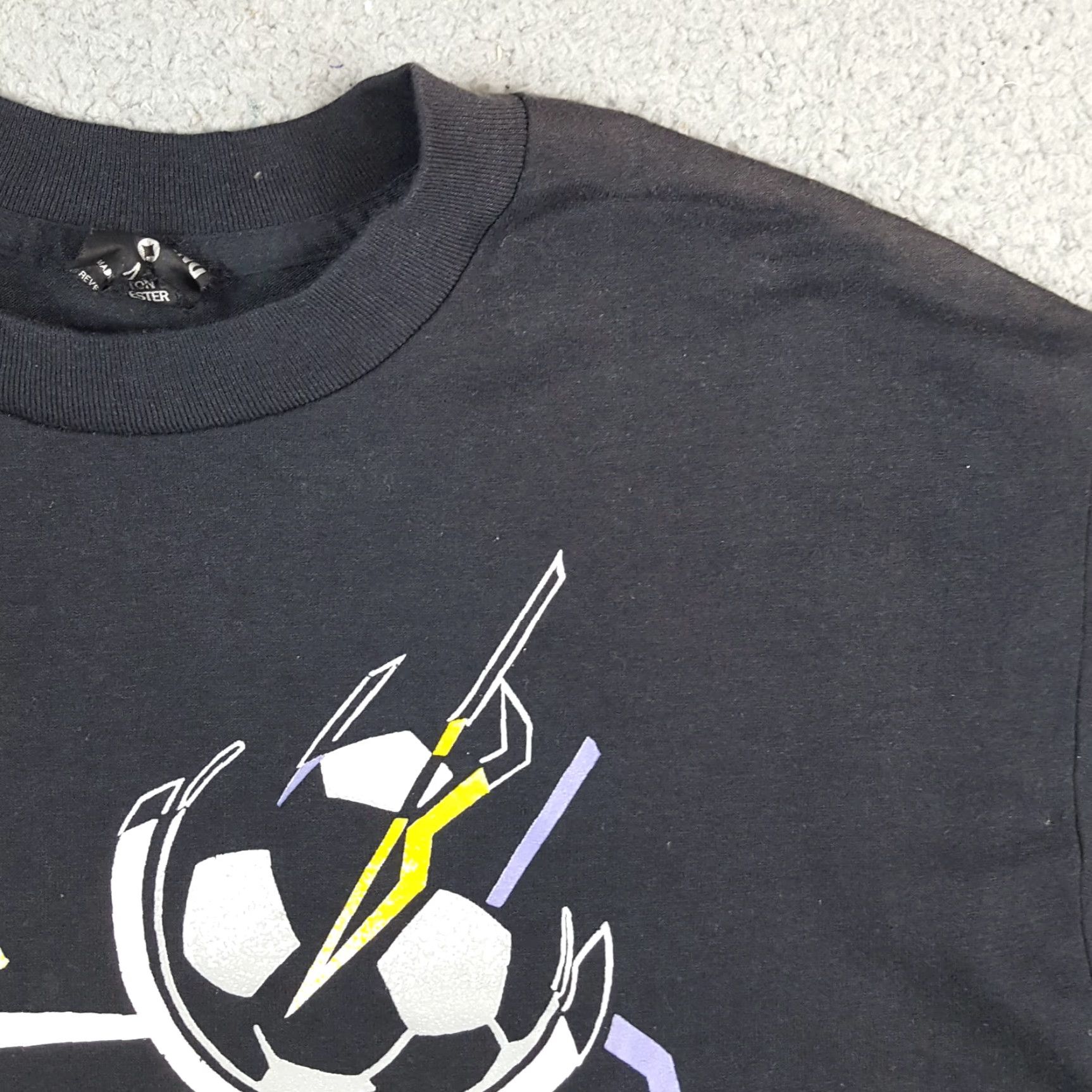 Spalding VINTAGE Spalding Basketball Tee 90s Black T-Shirt Mens Size M Soccer USA Size US M / EU 48-50 / 2 - 5 Thumbnail