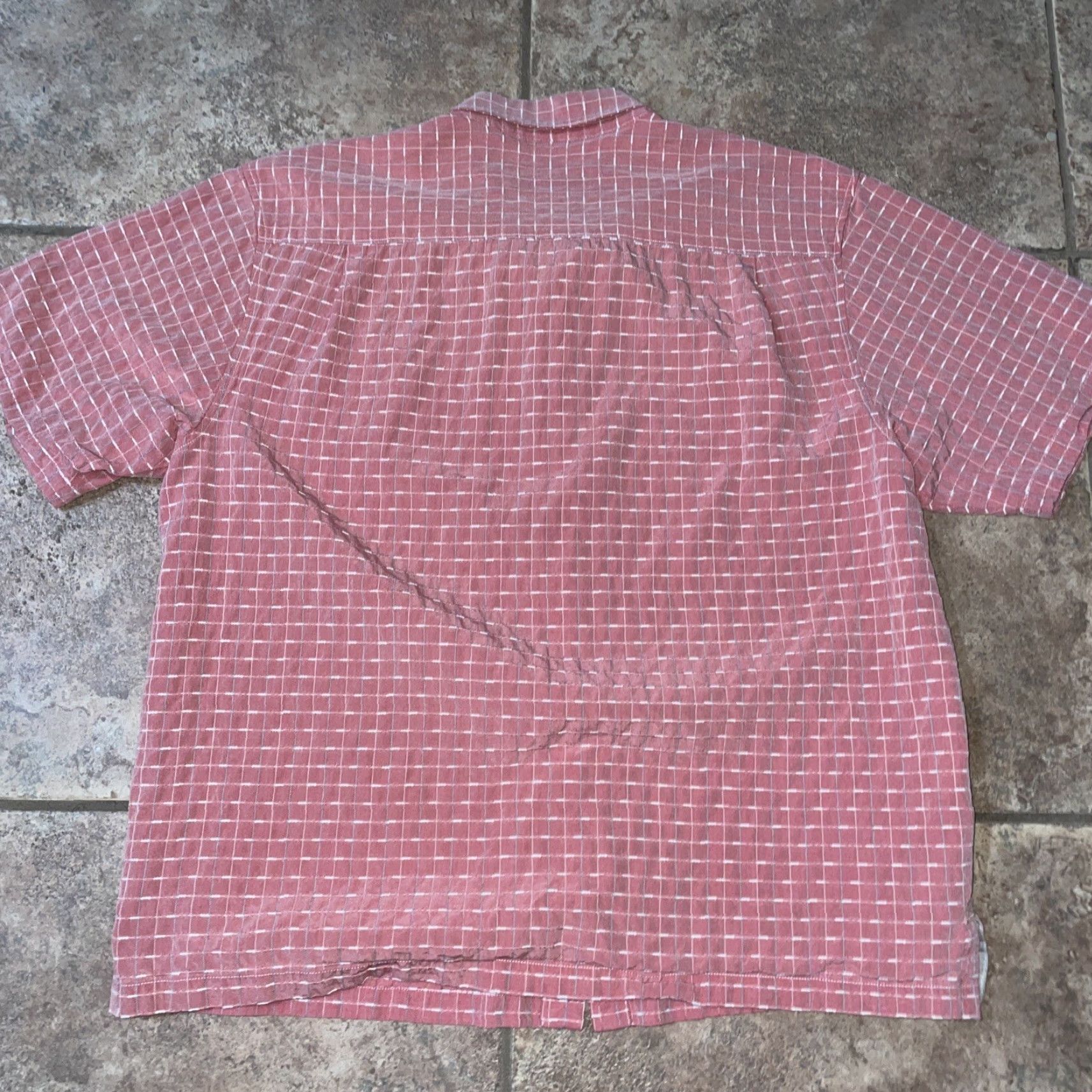 Tommy Bahama Tommy Bahama shirt Button-Down Silk Blend Mens XL Red Short Sleeve Original Fit Button-Up Shirt Size US XL / EU 56 / 4 - 5 Thumbnail