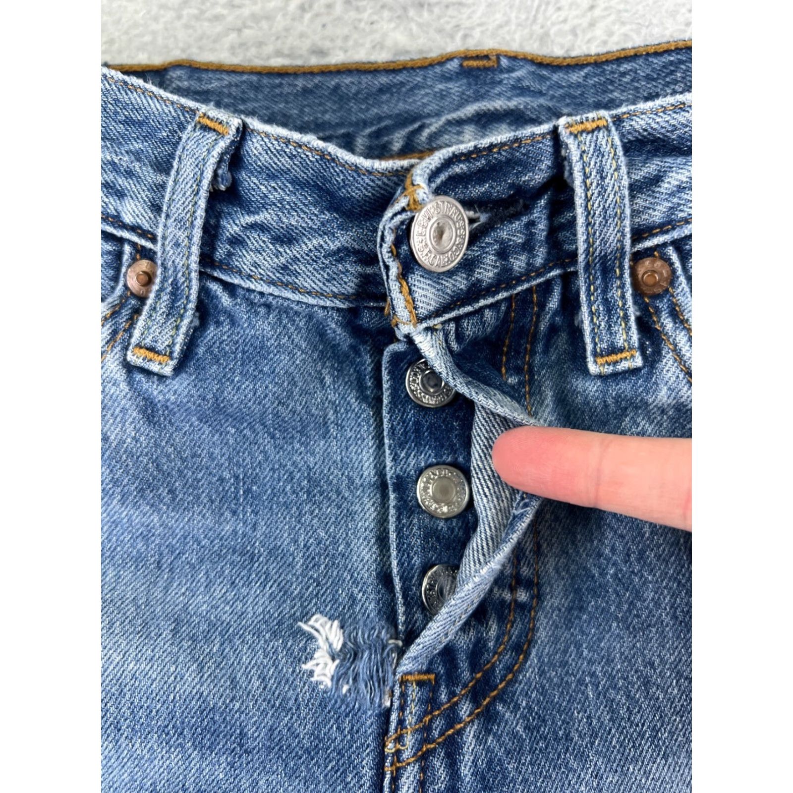 Levi's Levis Jeans Womens 26 Blue Denim 501 Tapered Premium Big E XX Button Fly Cotton Size 26" / US 2 / IT 38 - 5 Thumbnail