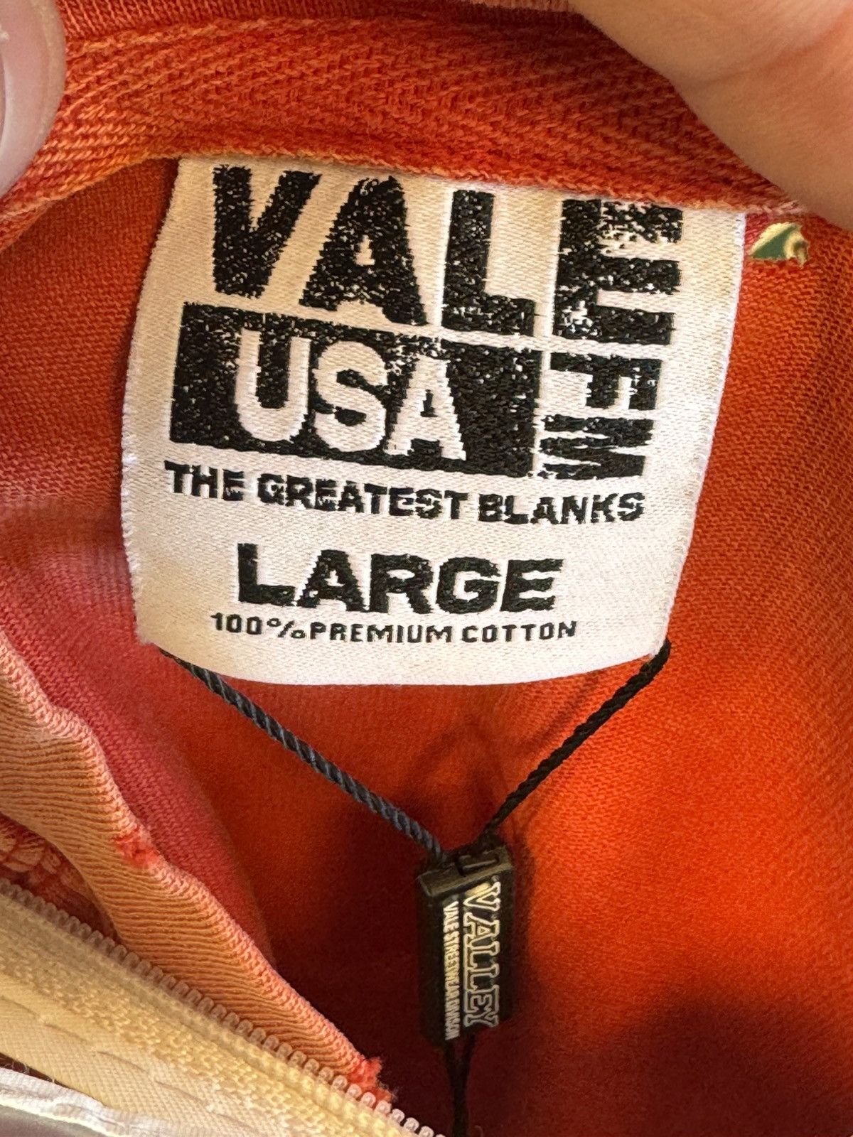 Vale Vale Red Target Tee Size US L / EU 52-54 / 3 - 2 Thumbnail