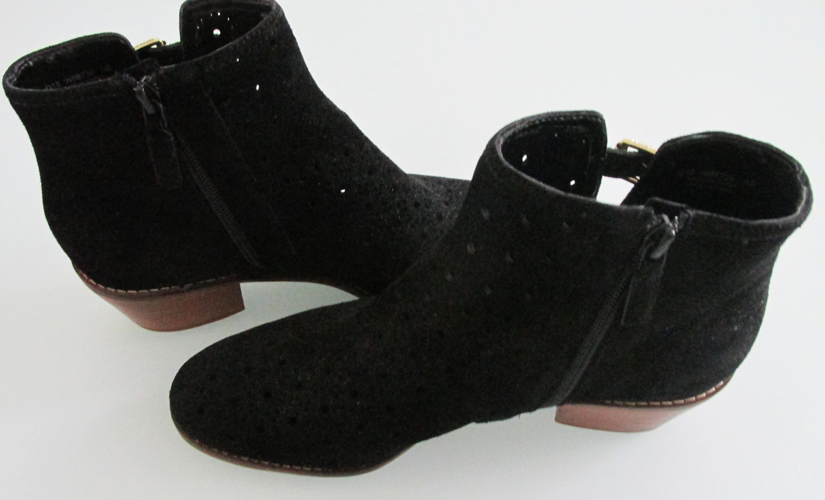 Cole Haan Cole Haan Women's Suede Booties Size 9 B Size US 9 / IT 39 - 5 Thumbnail